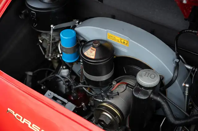 Porsche 356 view 15