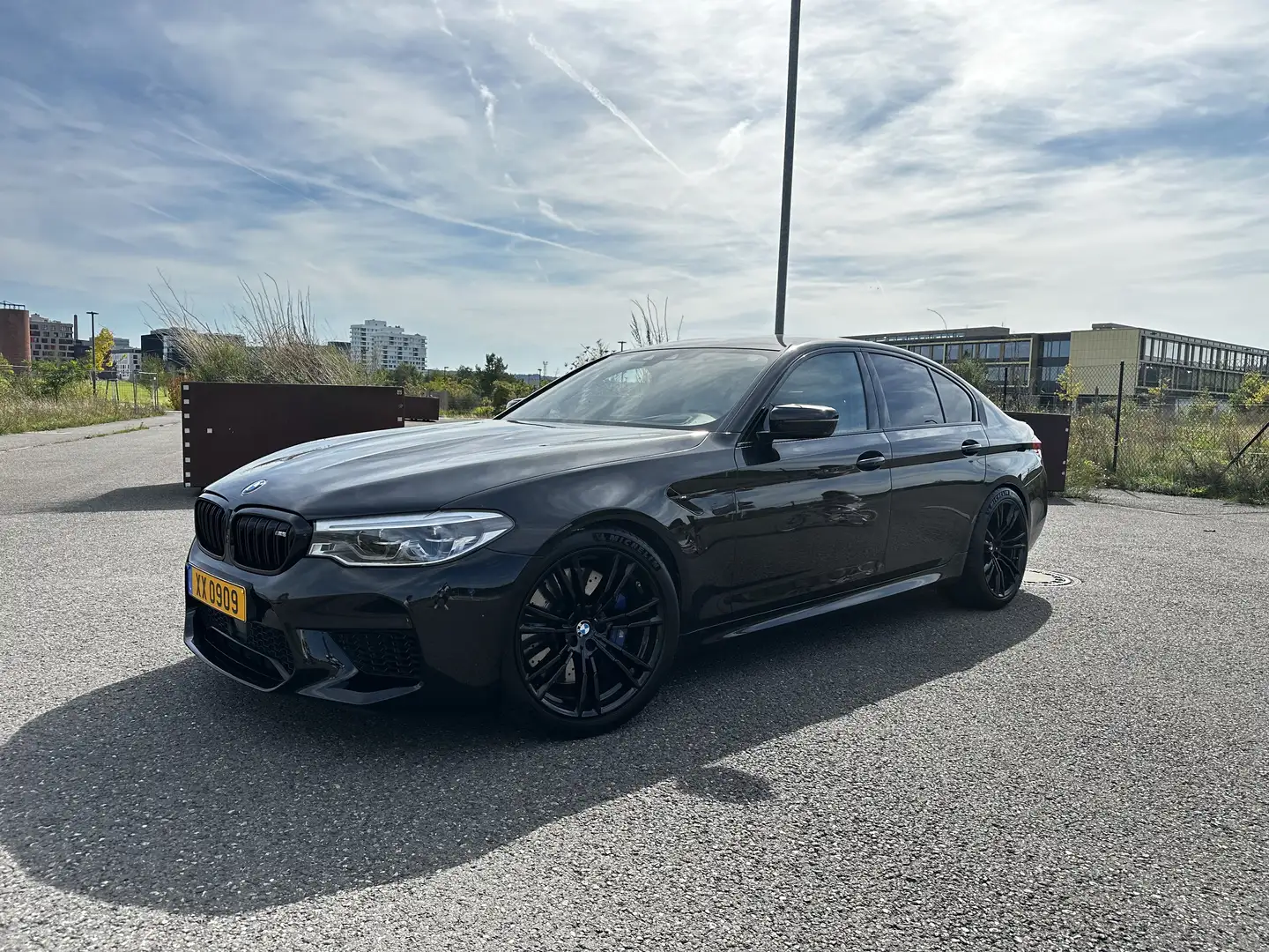 BMW M5 4.4i X-Drive Soft Close HUD Driving Assistant Plus - 1