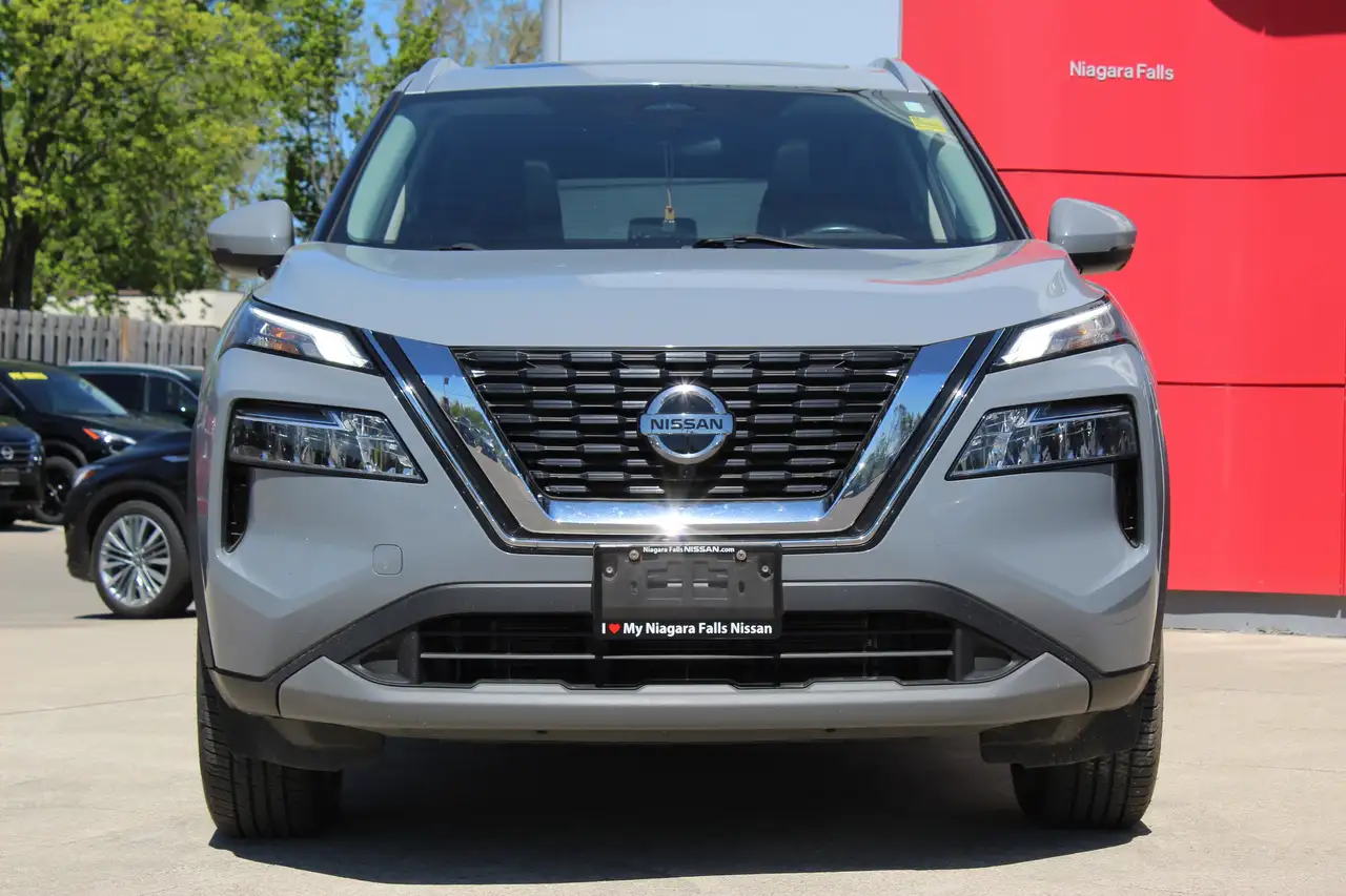 Nissan Rogue снимка Nissan Rogue