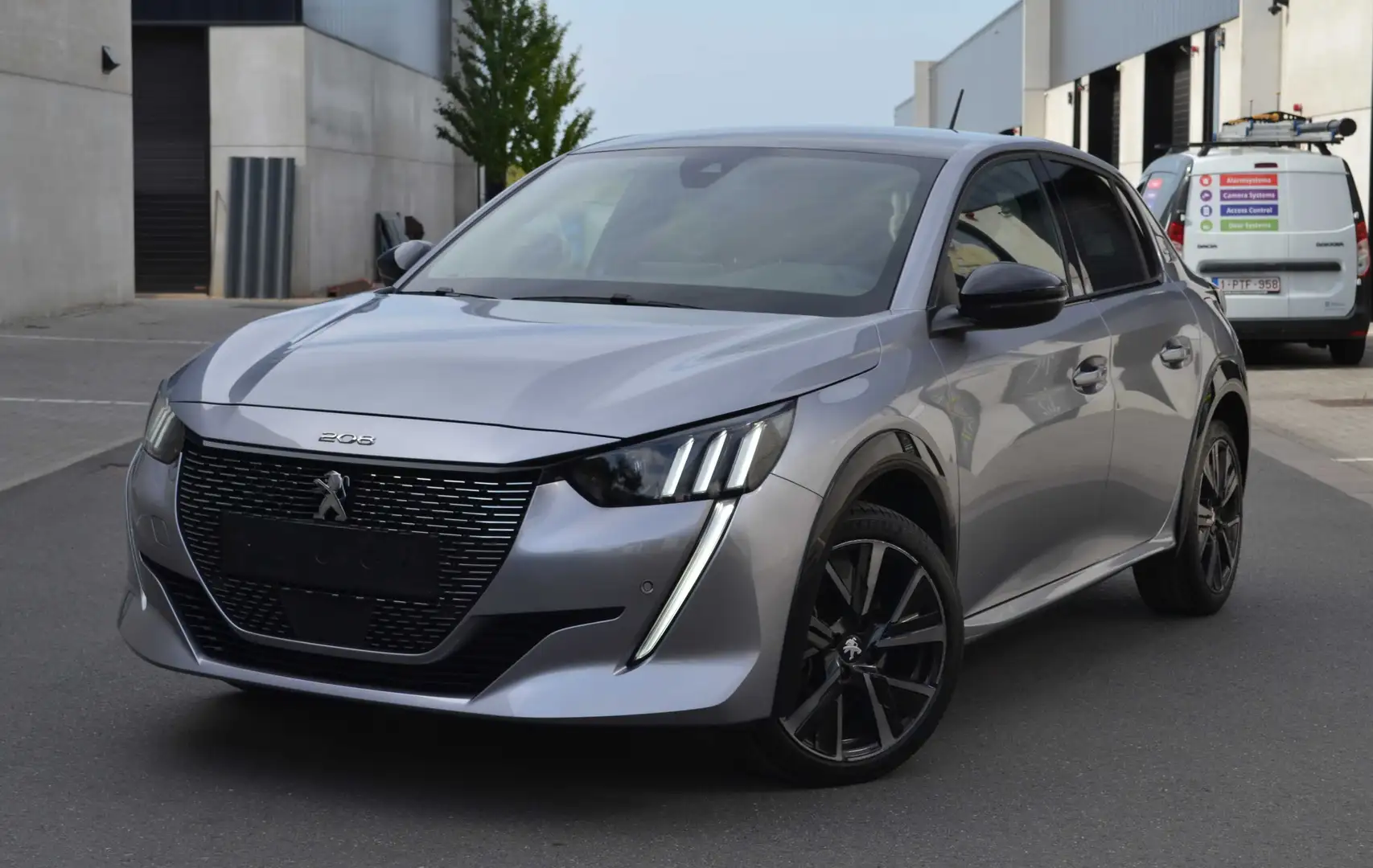 Peugeot 208 1.2i GT Semi-Cuir/Virtual/Navi/Led *2023* TVA - 1