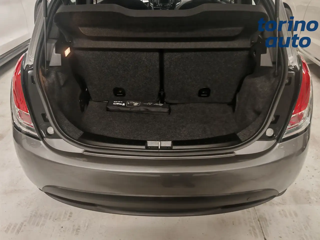 Lancia Ypsilon Ypsilon 1.0 FireFly 5 porte S&S Hybrid Ecochic Silver 20