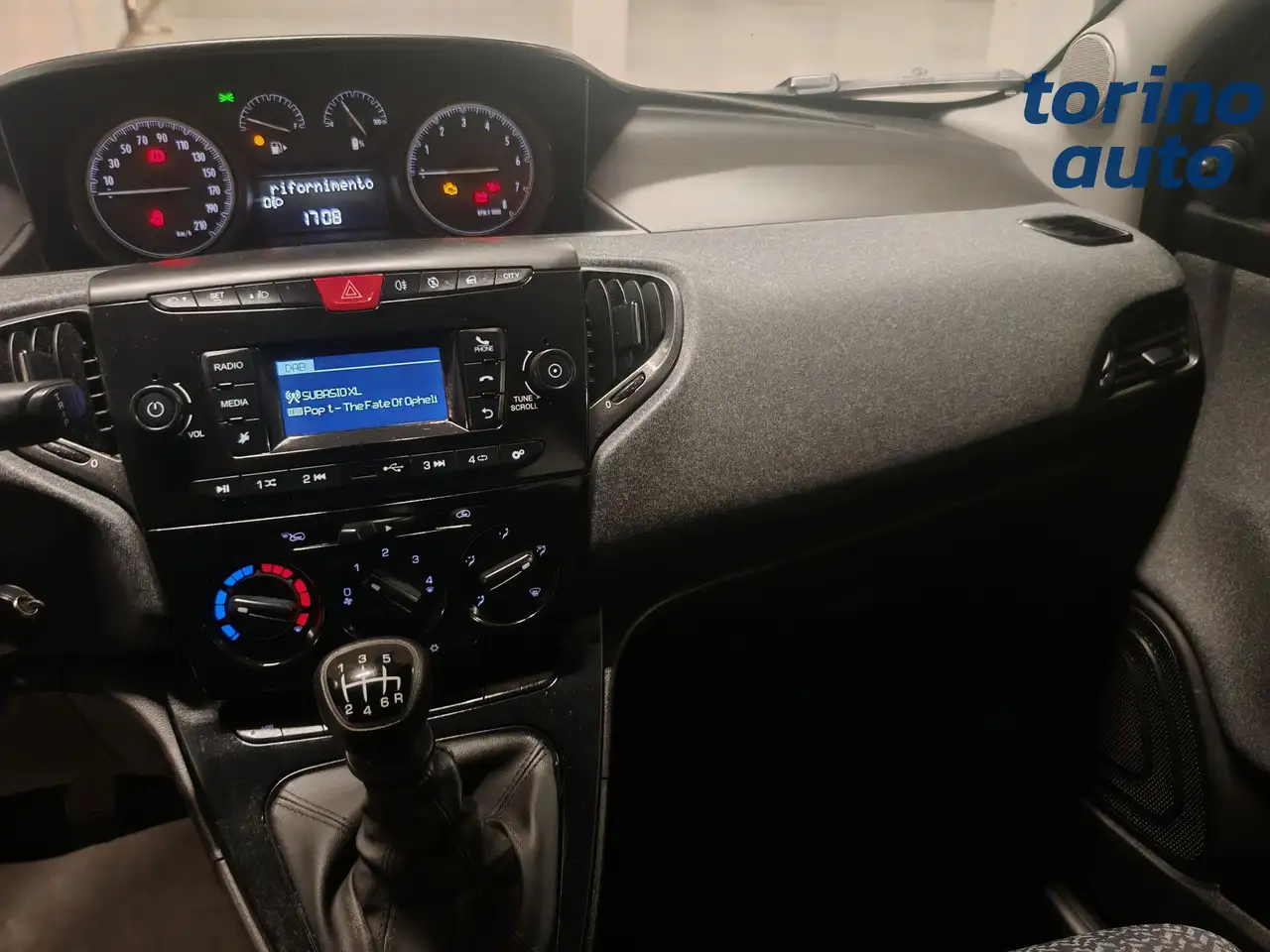 Lancia Ypsilon Ypsilon 1.0 FireFly 5 porte S&S Hybrid Ecochic Silver 11