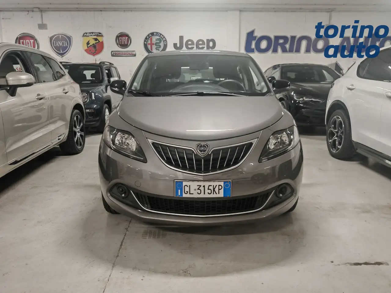 Lancia Ypsilon Ypsilon 1.0 FireFly 5 porte S&S Hybrid Ecochic Silver 2