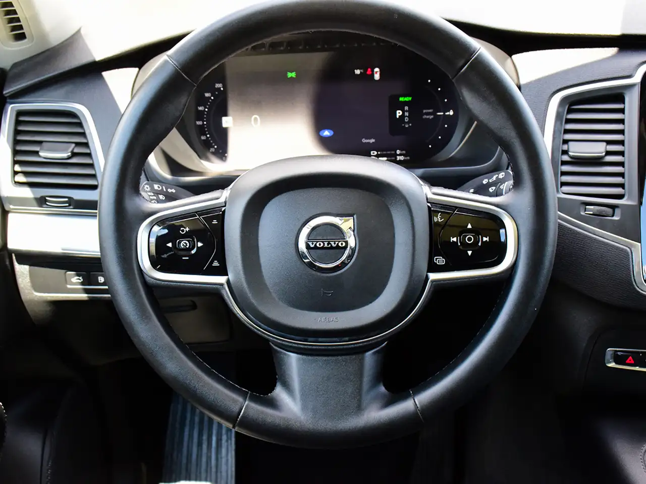 Volvo XC90 снимка Volvo XC90