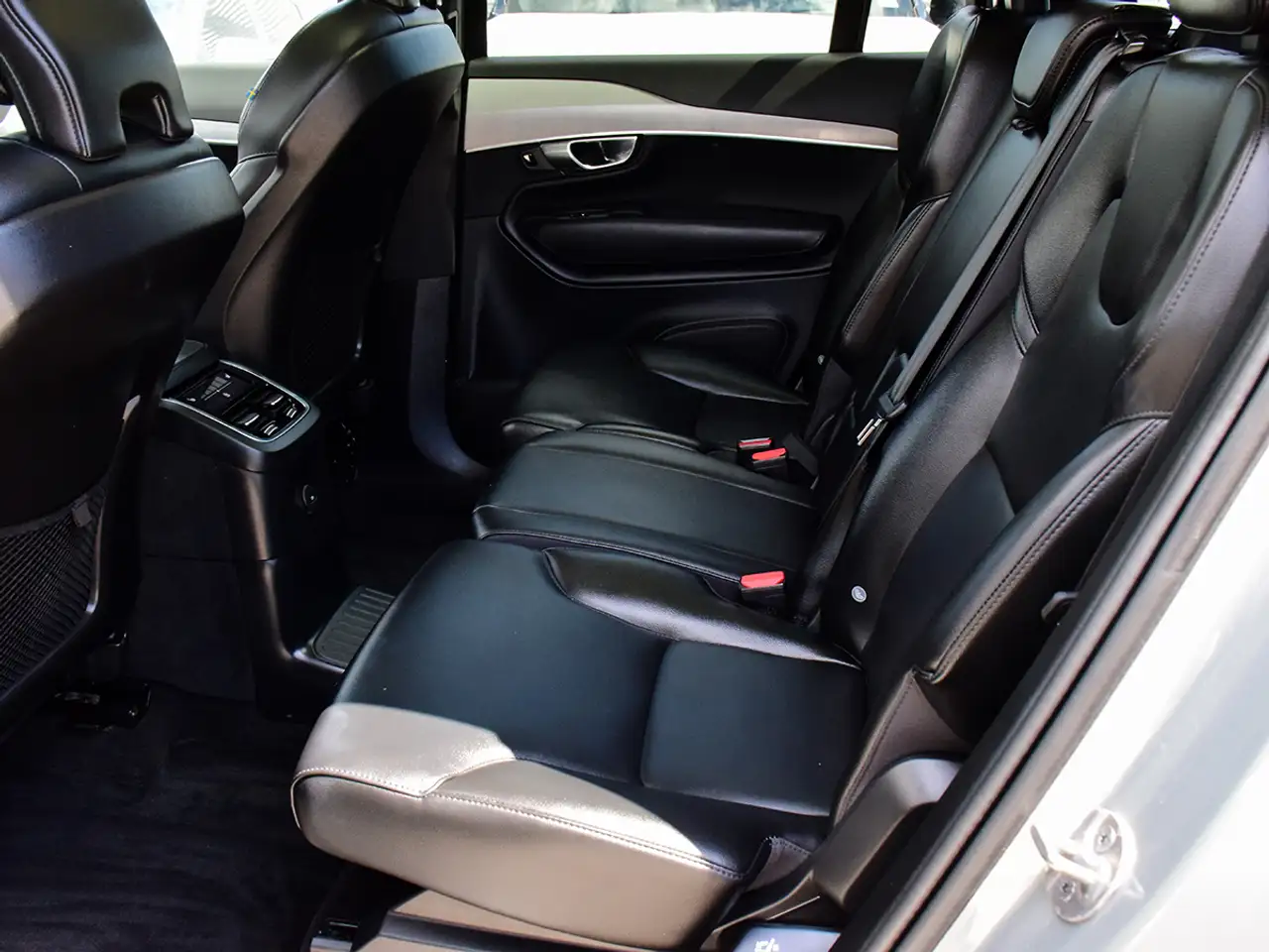 Volvo XC90 снимка Volvo XC90