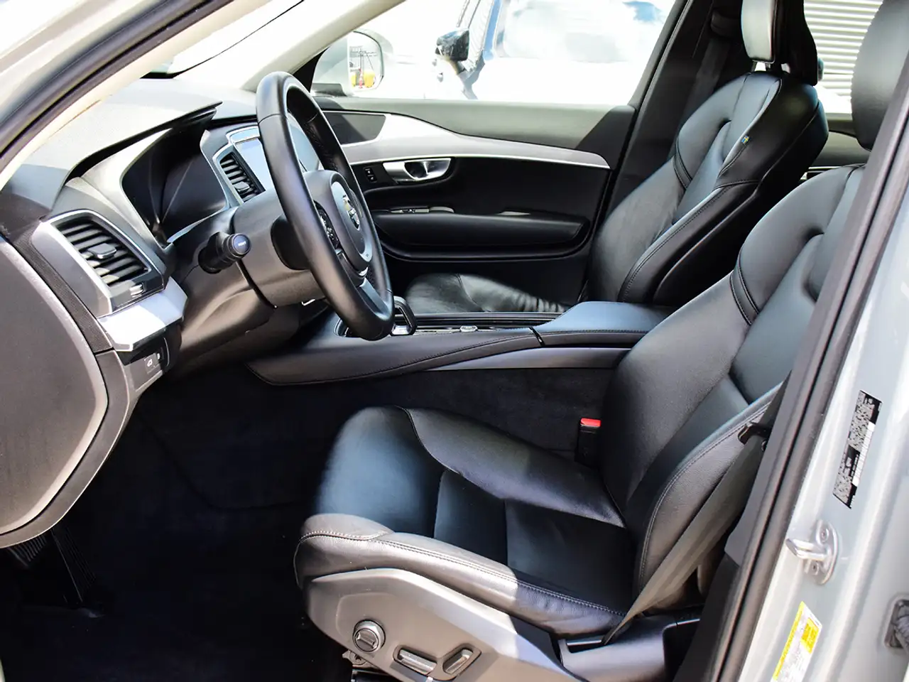 Volvo XC90 снимка Volvo XC90