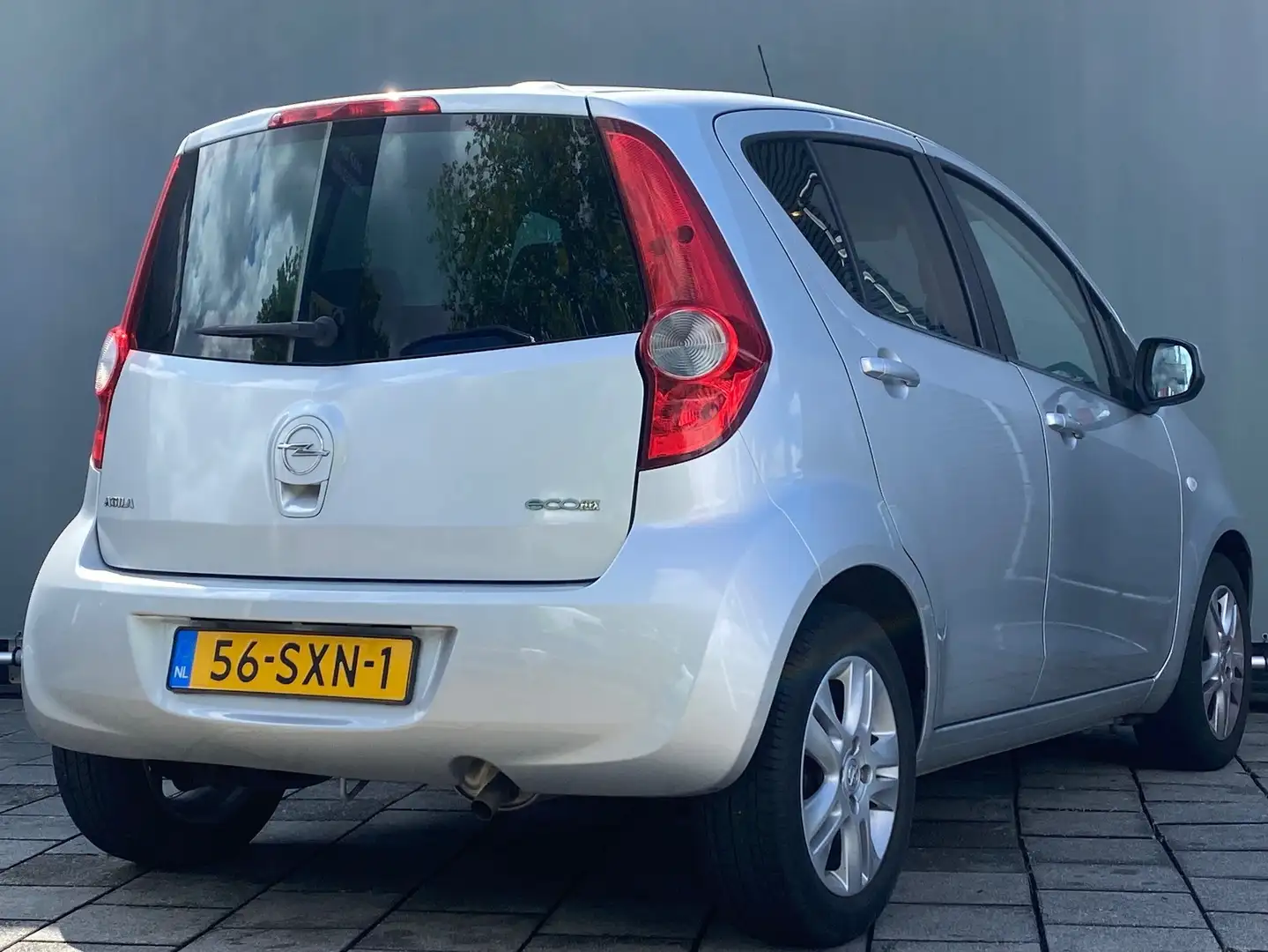 Opel Agila BWJ 2011 | 1.0 68PK Edition | AIRCO | RADIO/CD-MP3 Grijs - 2
