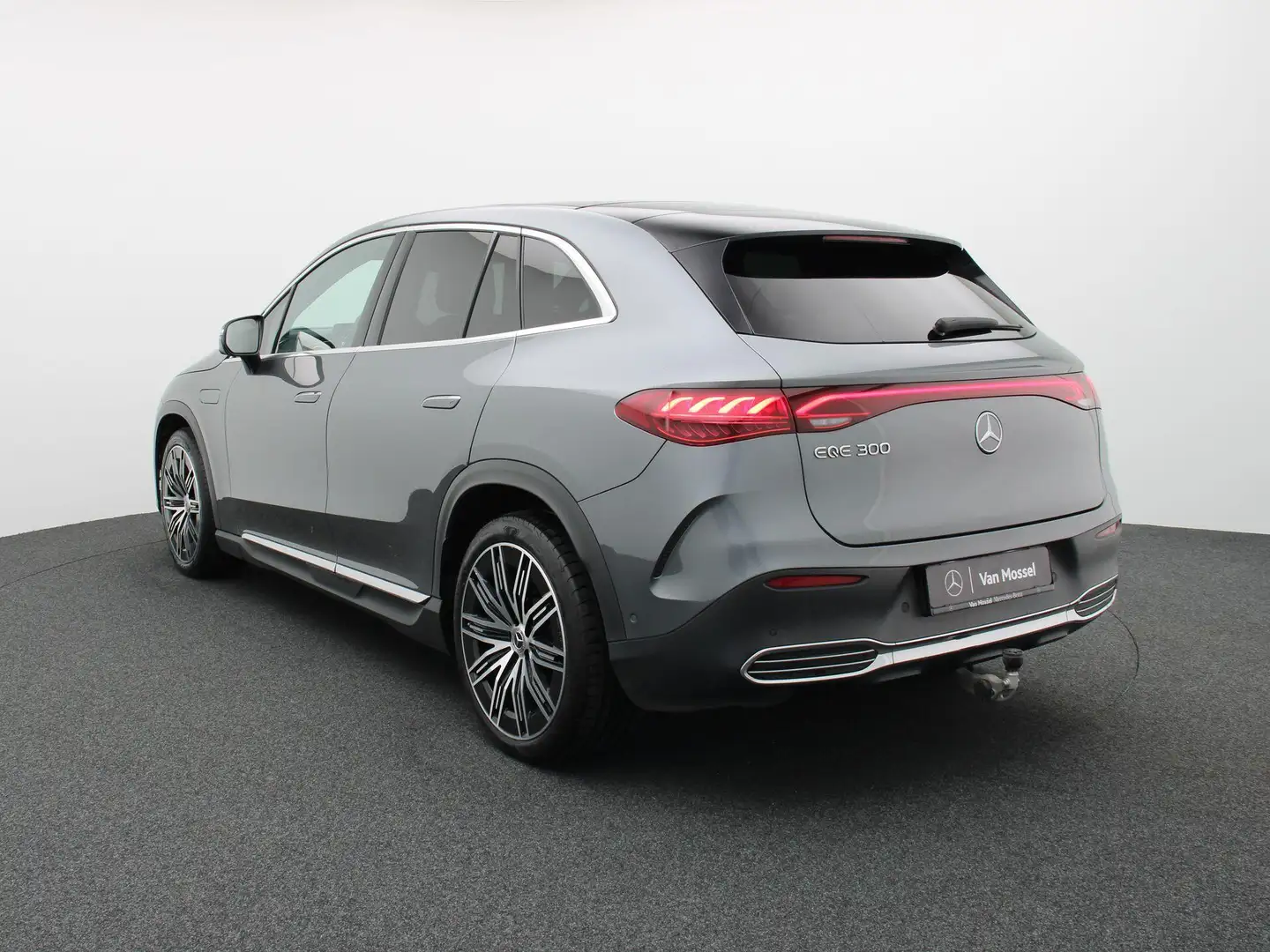 Mercedes-Benz EQE 300 SUV SPORT EDITION + AMG + CARPLAY + LED + TREKHAAK Gris - 2