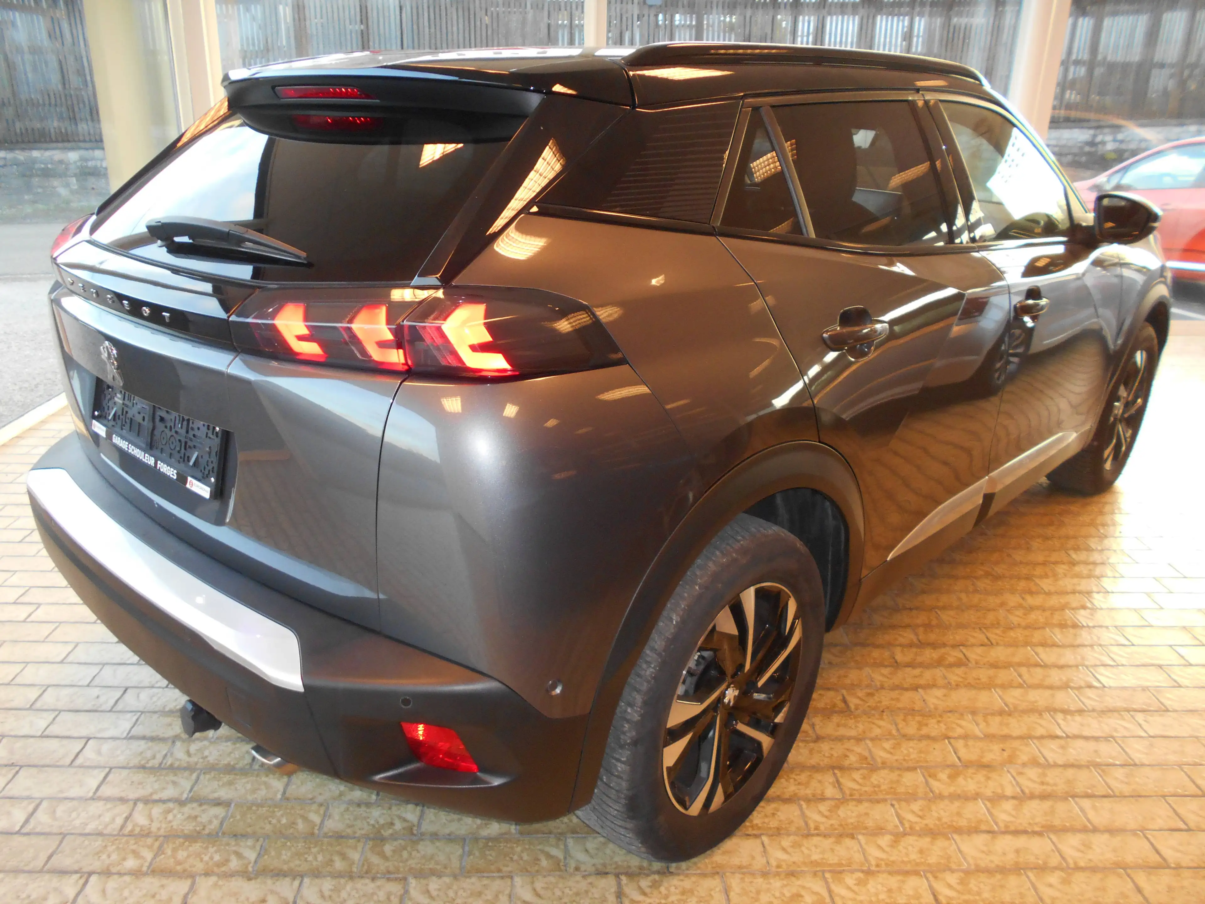 Peugeot 2008 2008 1.5 BlueHDi GT S — photo 6