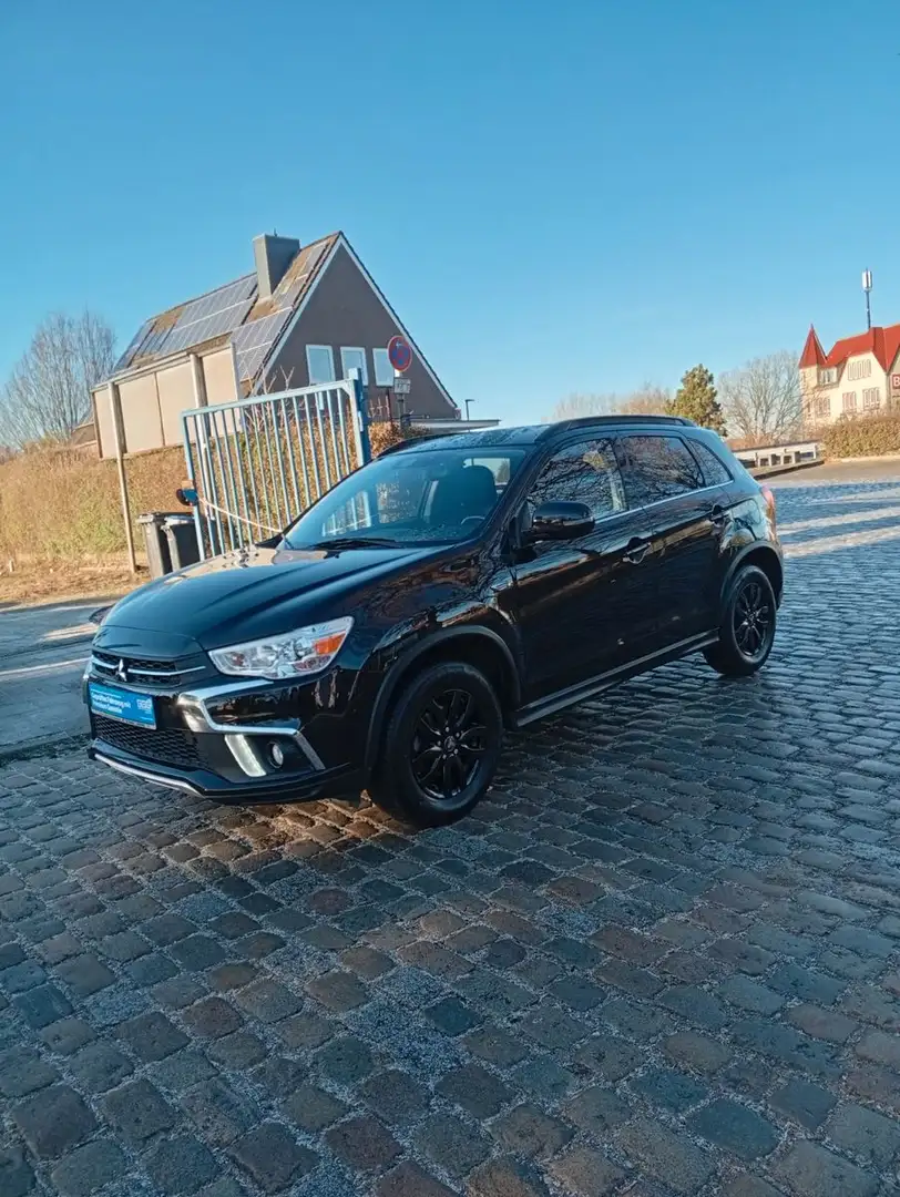 Mitsubishi ASX 2.2 DI-D 4WD ,Auto.Navi.Kamera.AHK.PDC Schwarz - 2