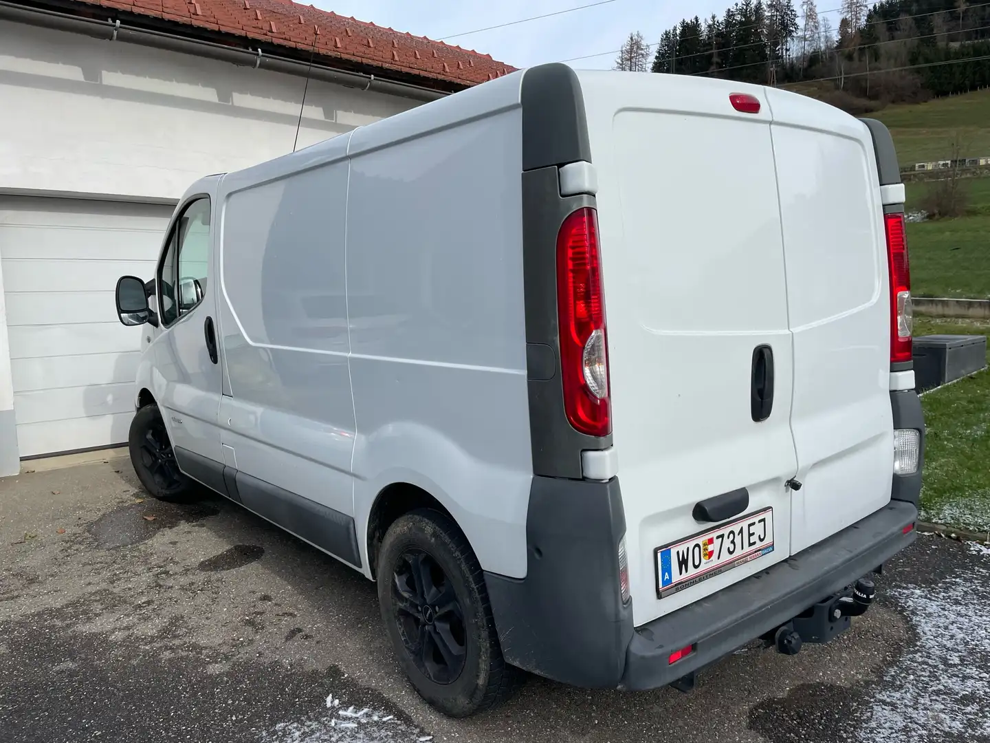 Renault Trafic Gen. Expr. L1H1 2,5 dCi DPF Expression Blanc - 2