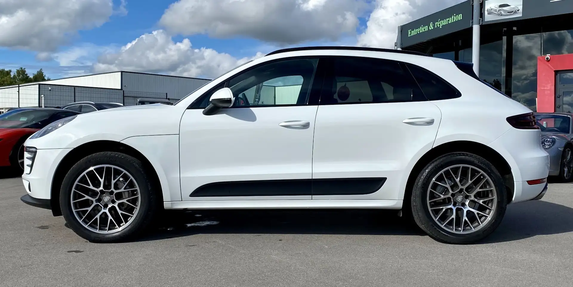 Porsche Macan S Diesel / 3.0l V6 258 CH PDK 7 / Blanc - 2