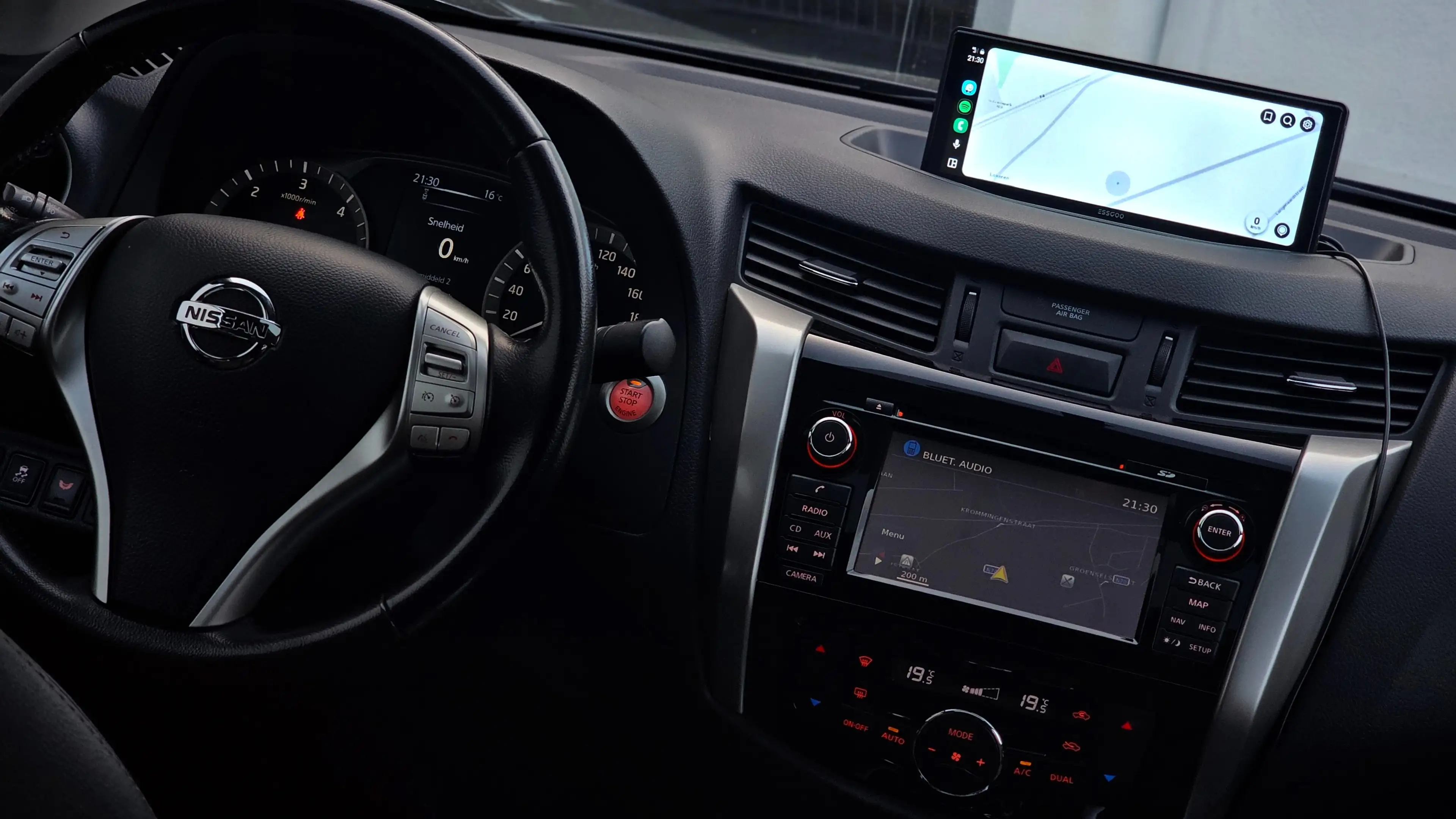 Nissan Navara BLACK ED. N-GUARD *OFFROAD PACK €24289 EX BTW — photo 12