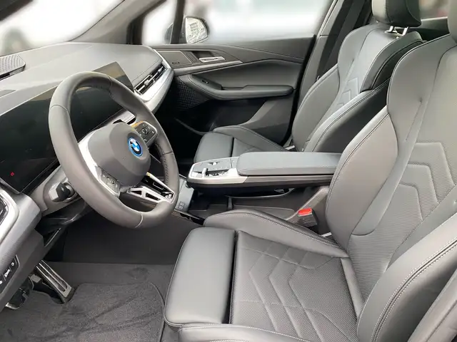 BMW 2 Series view 7