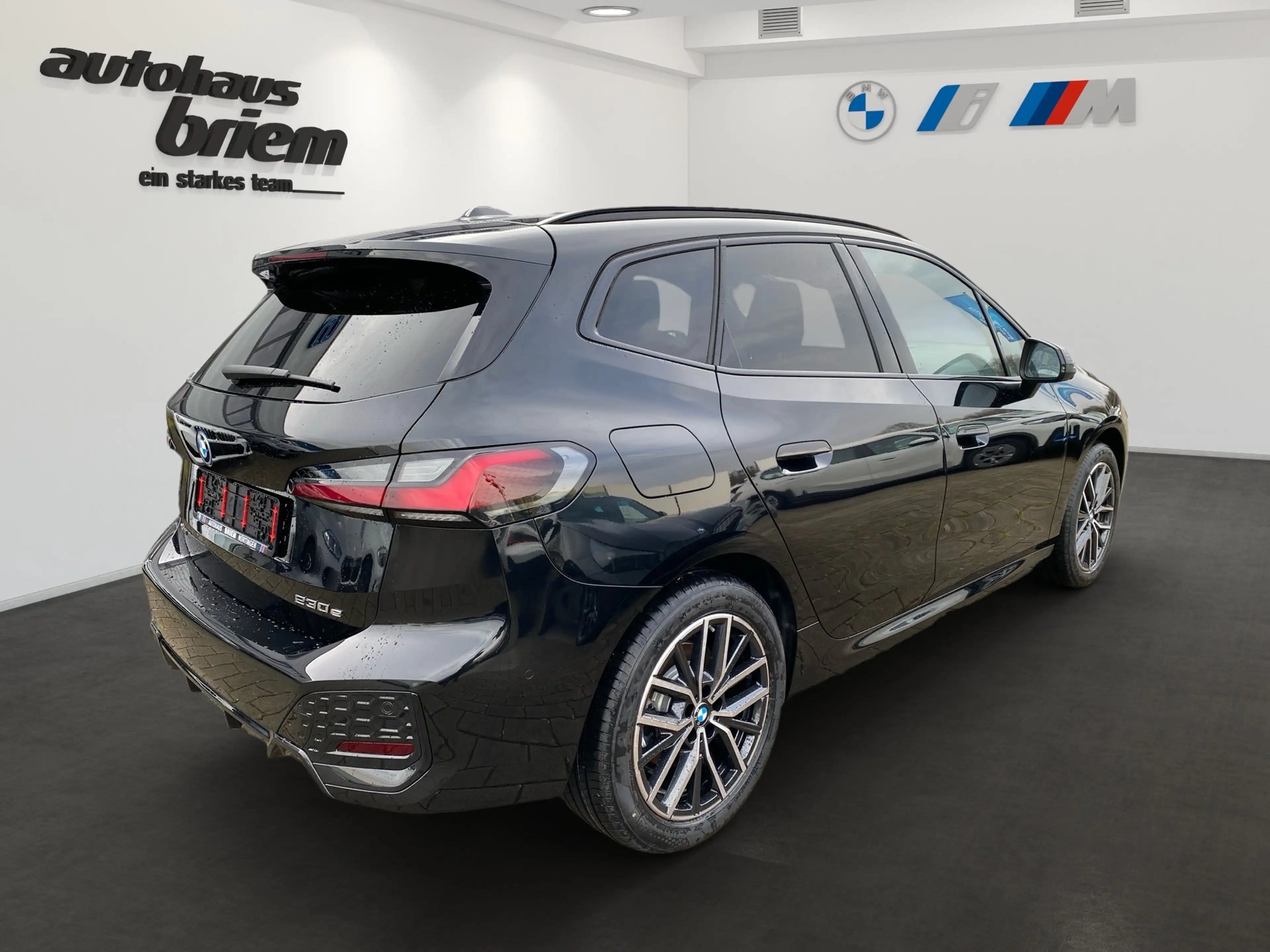 BMW 230 e xDrive  Active Tourer, BRIEM LAGERAKTION — photo 3