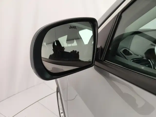 Jeep Compass view 15