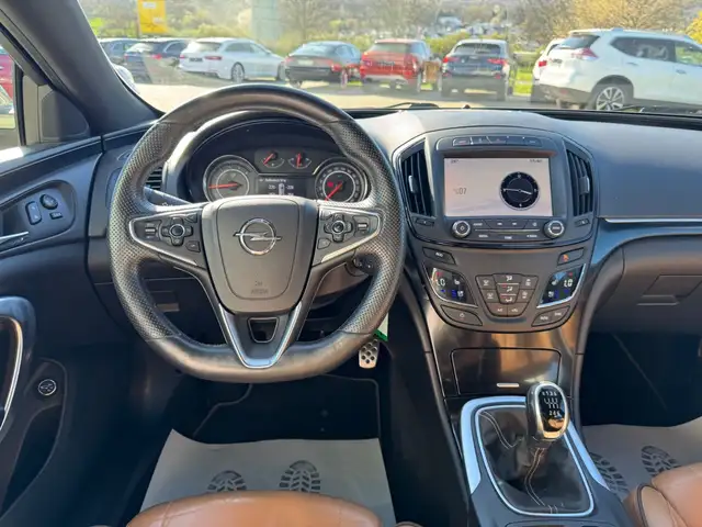 Opel Insignia view 11