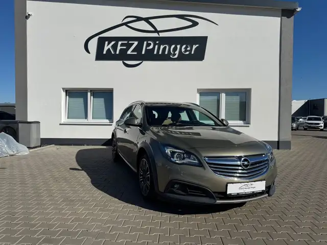 Opel Insignia main image