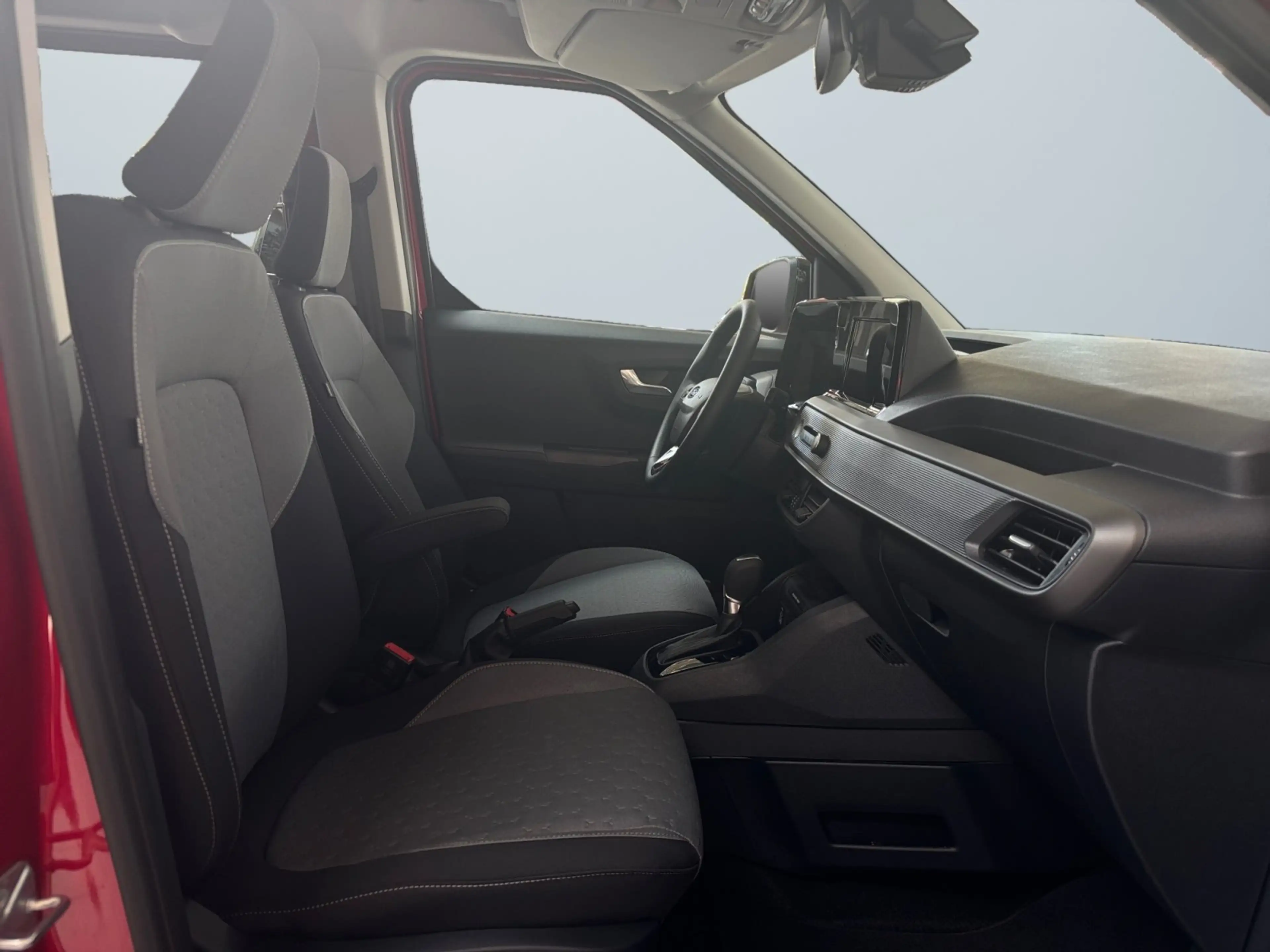 Ford Tourneo Courier Titanium 1.0 EcoBoost Winterpaket — photo 10