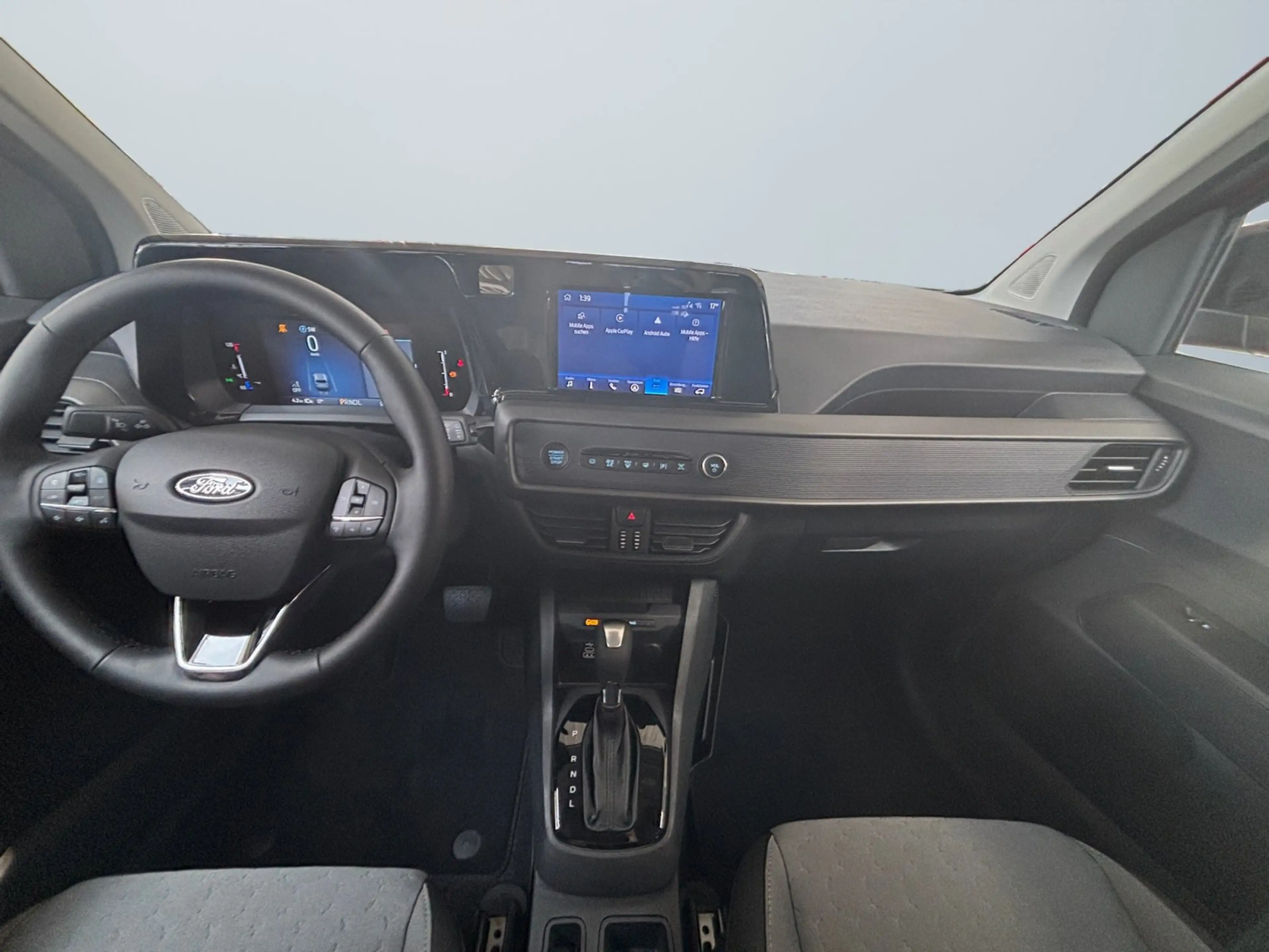 Ford Tourneo Courier Titanium 1.0 EcoBoost Winterpaket — photo 8