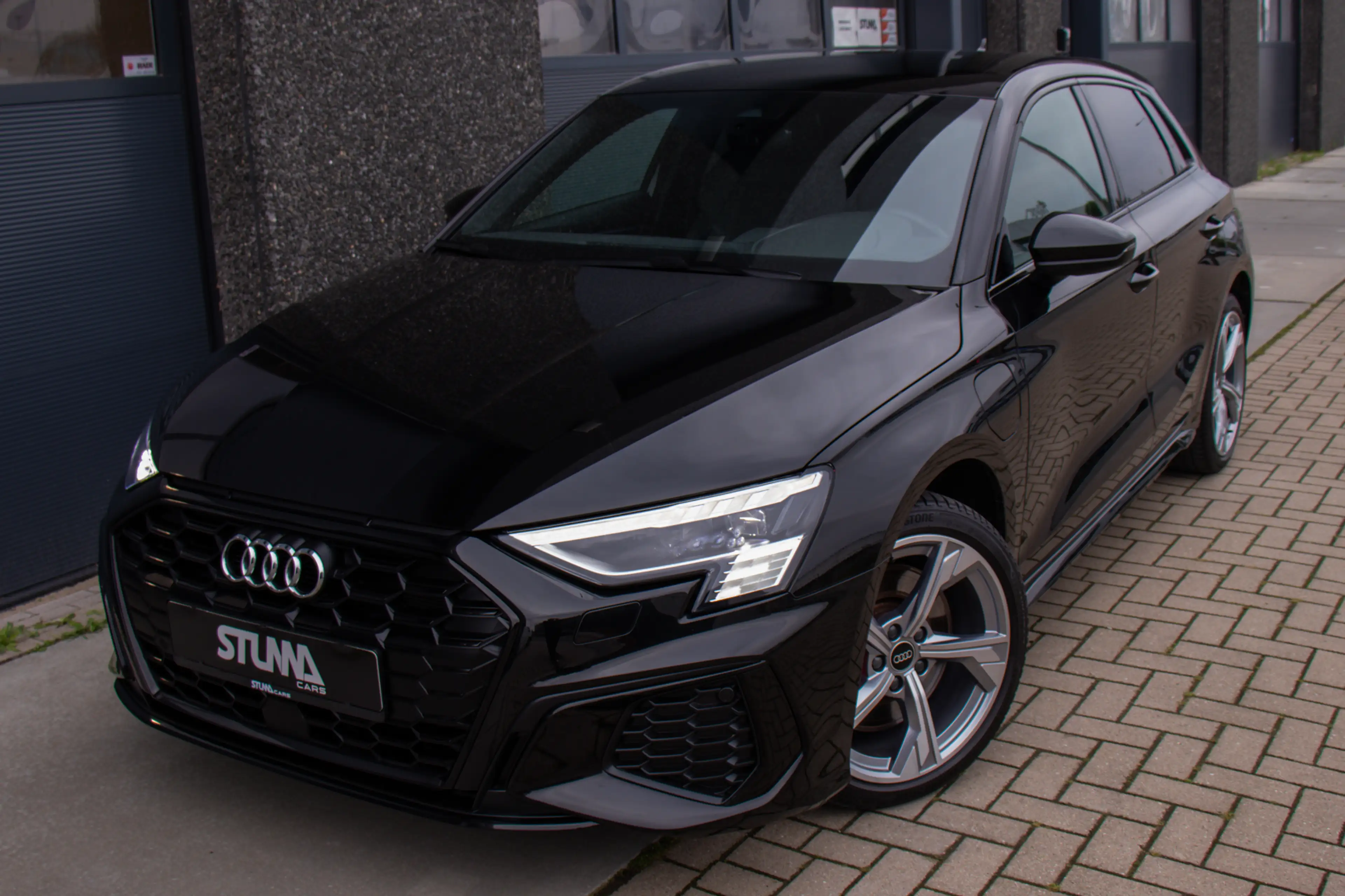 Audi A3 Sportback 45 TFSI e S edition Competition | S-Line — photo 11