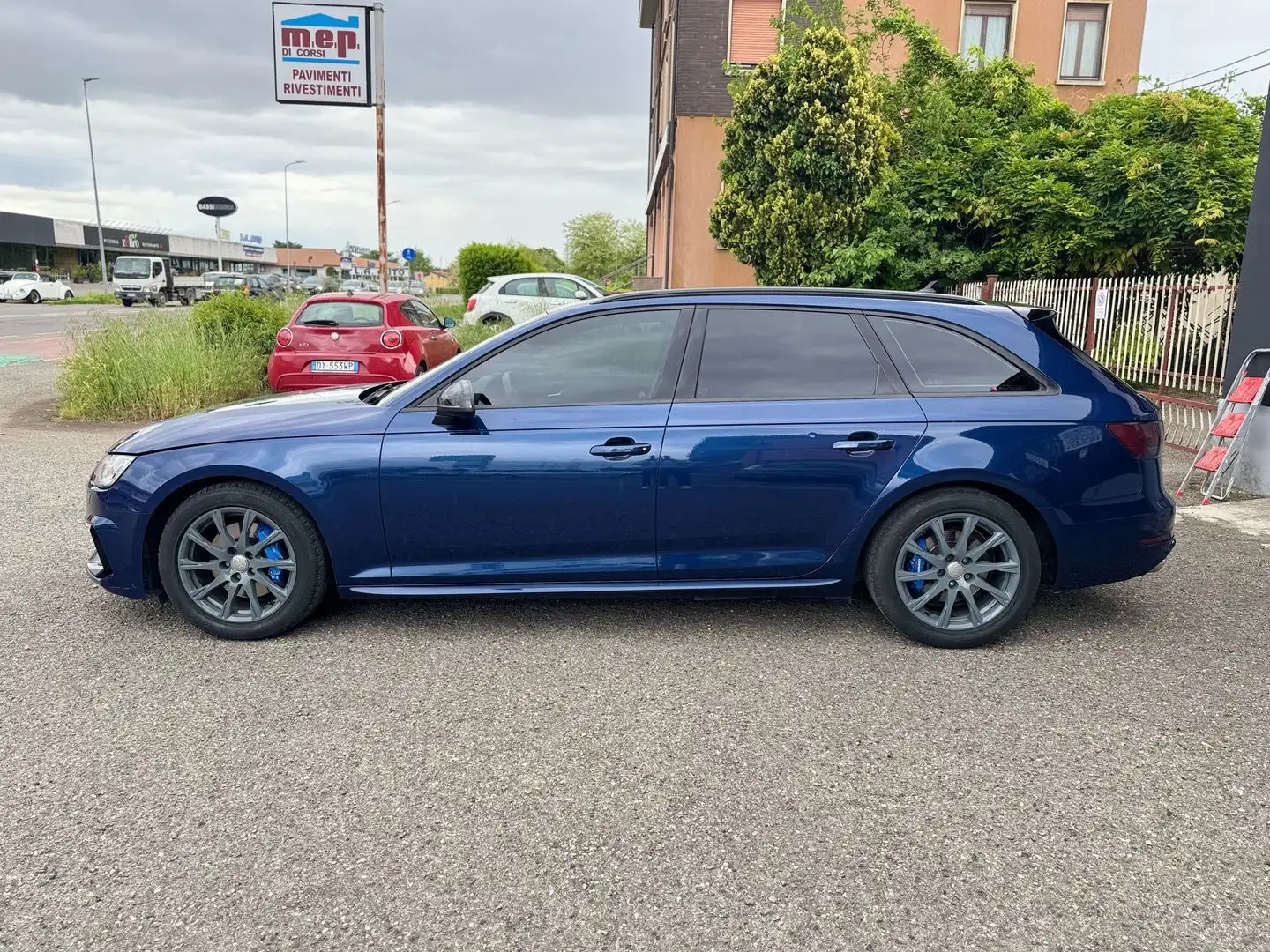 Audi A4 Business Sport 2.0 TDI ultra Blu/Azzurro - 2