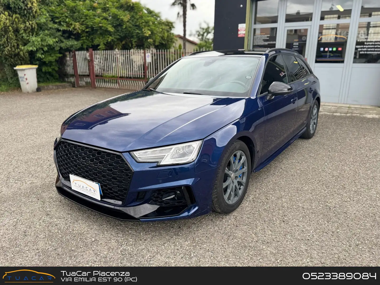 Audi A4 Business Sport 2.0 TDI ultra Blu/Azzurro - 1