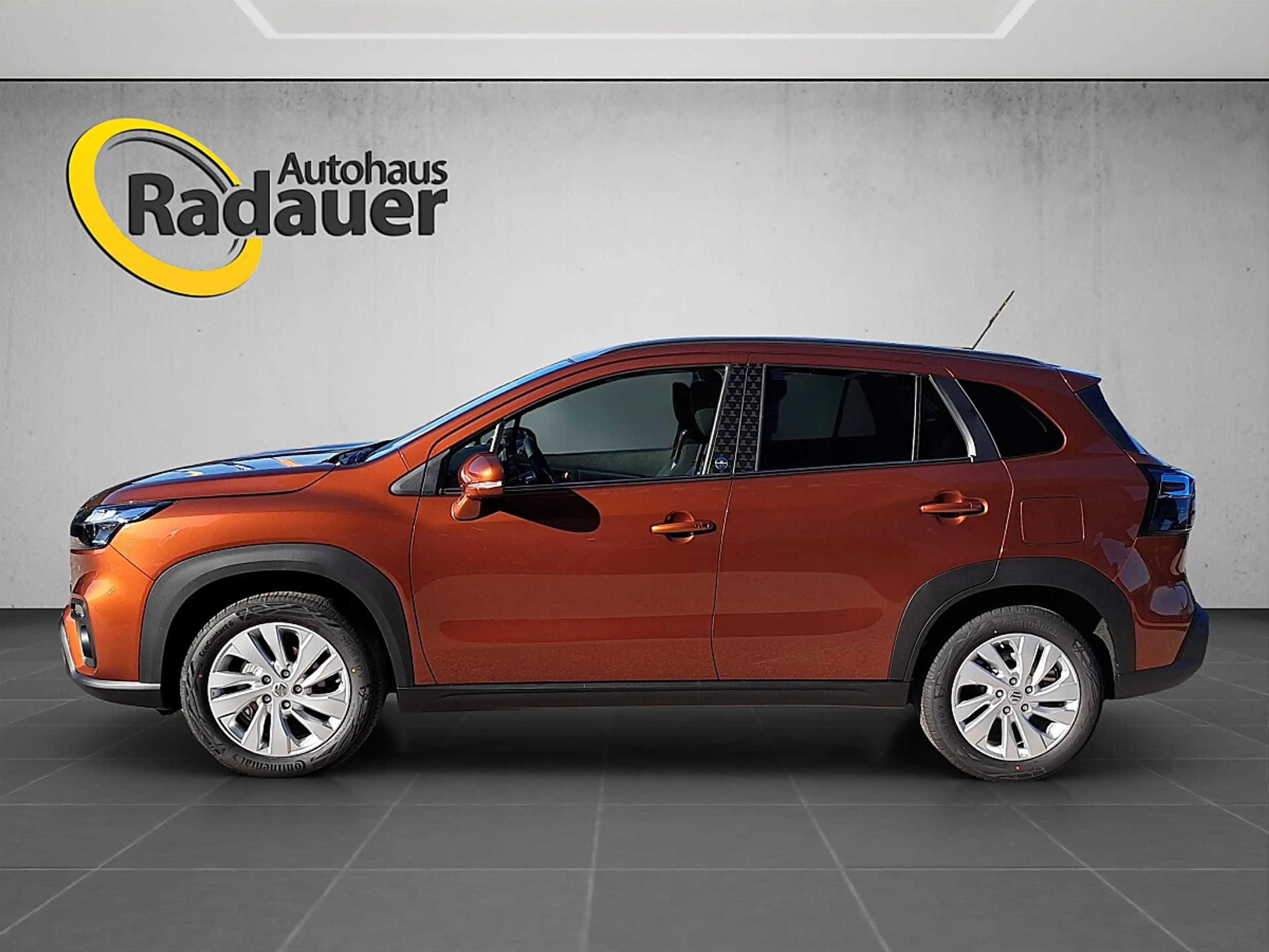 Suzuki S-Cross 1,4 Hybrid shine Aut. — photo 2
