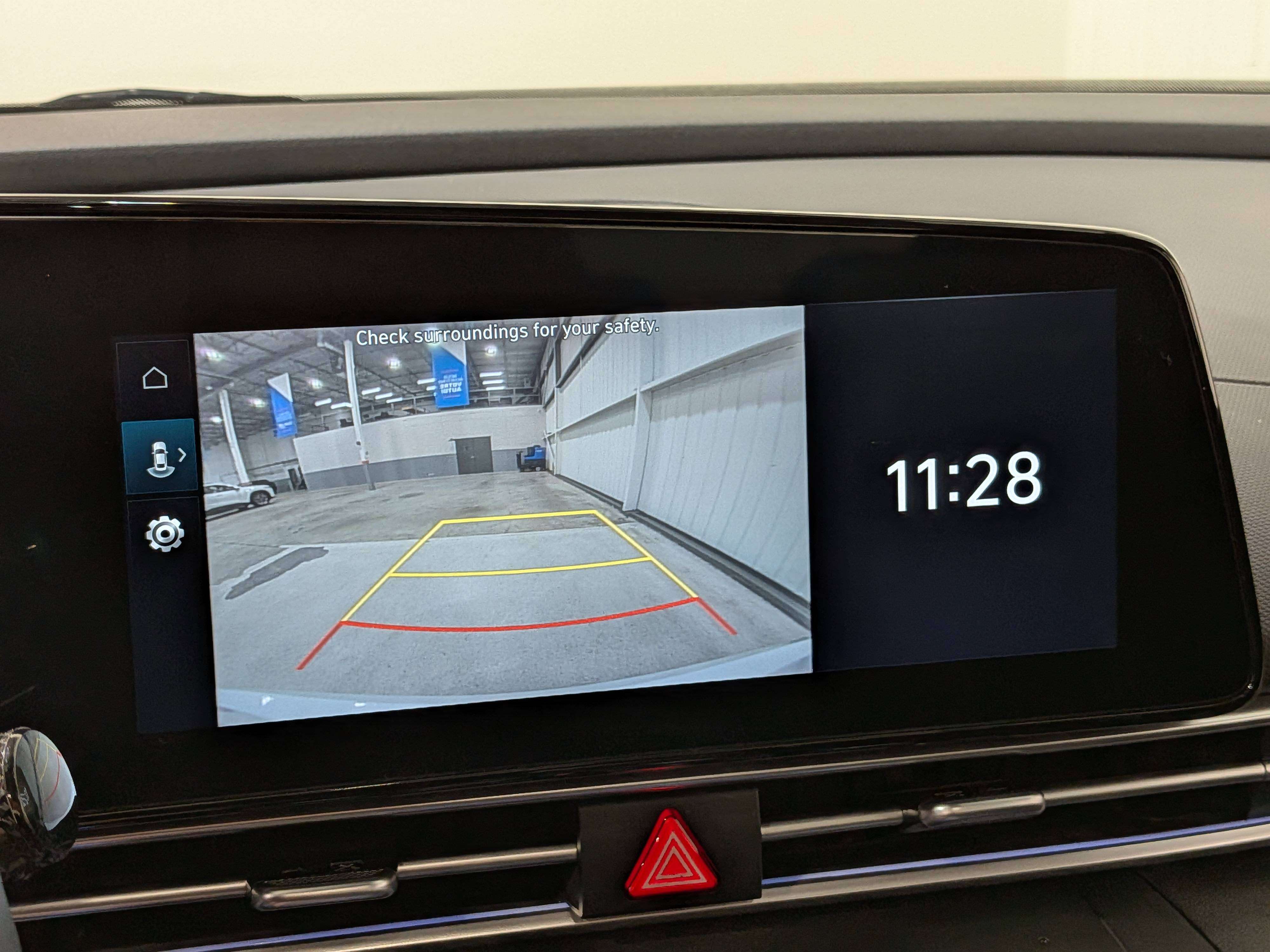 Hyundai Elantra 2025