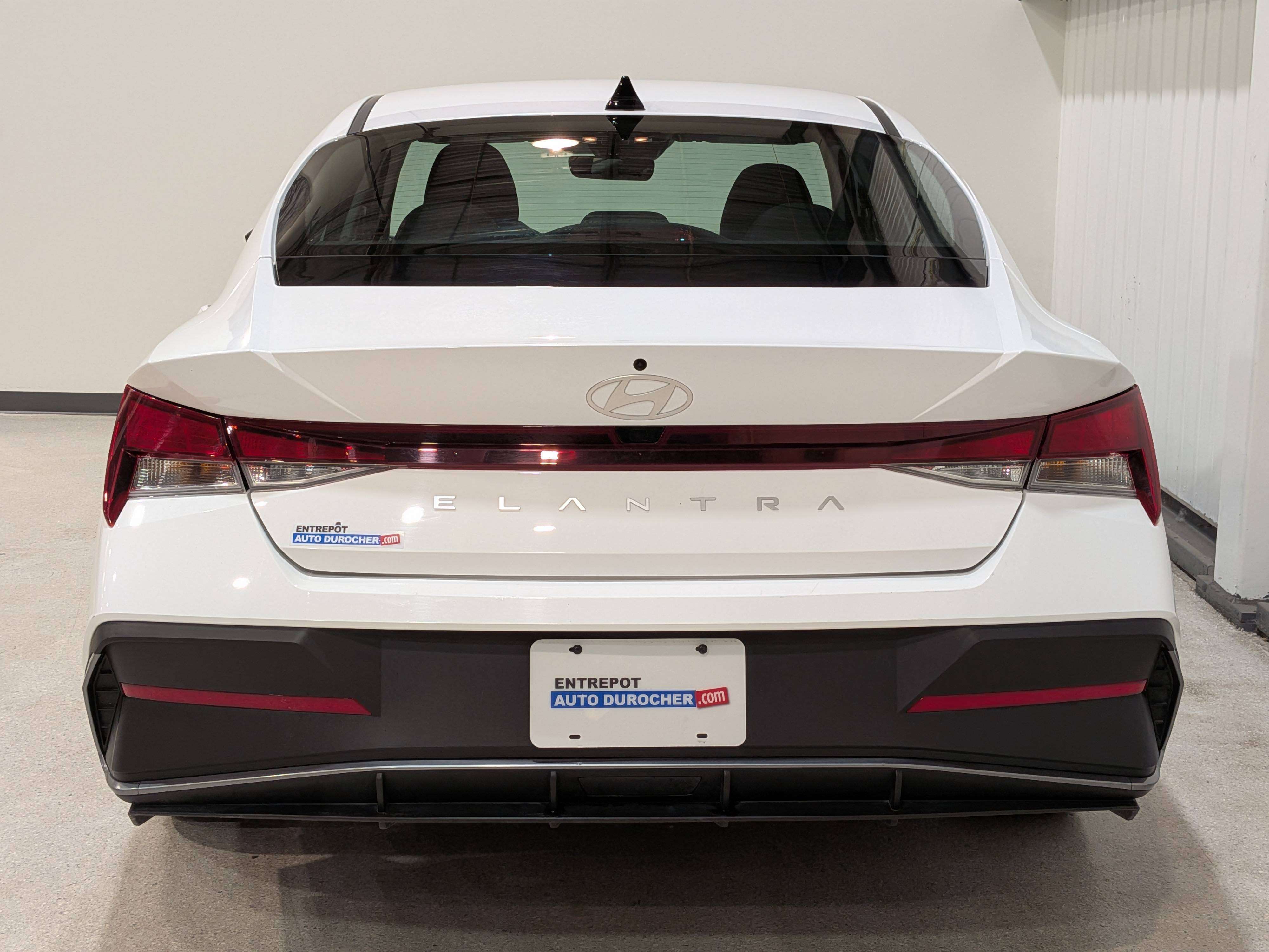 Hyundai Elantra 2025