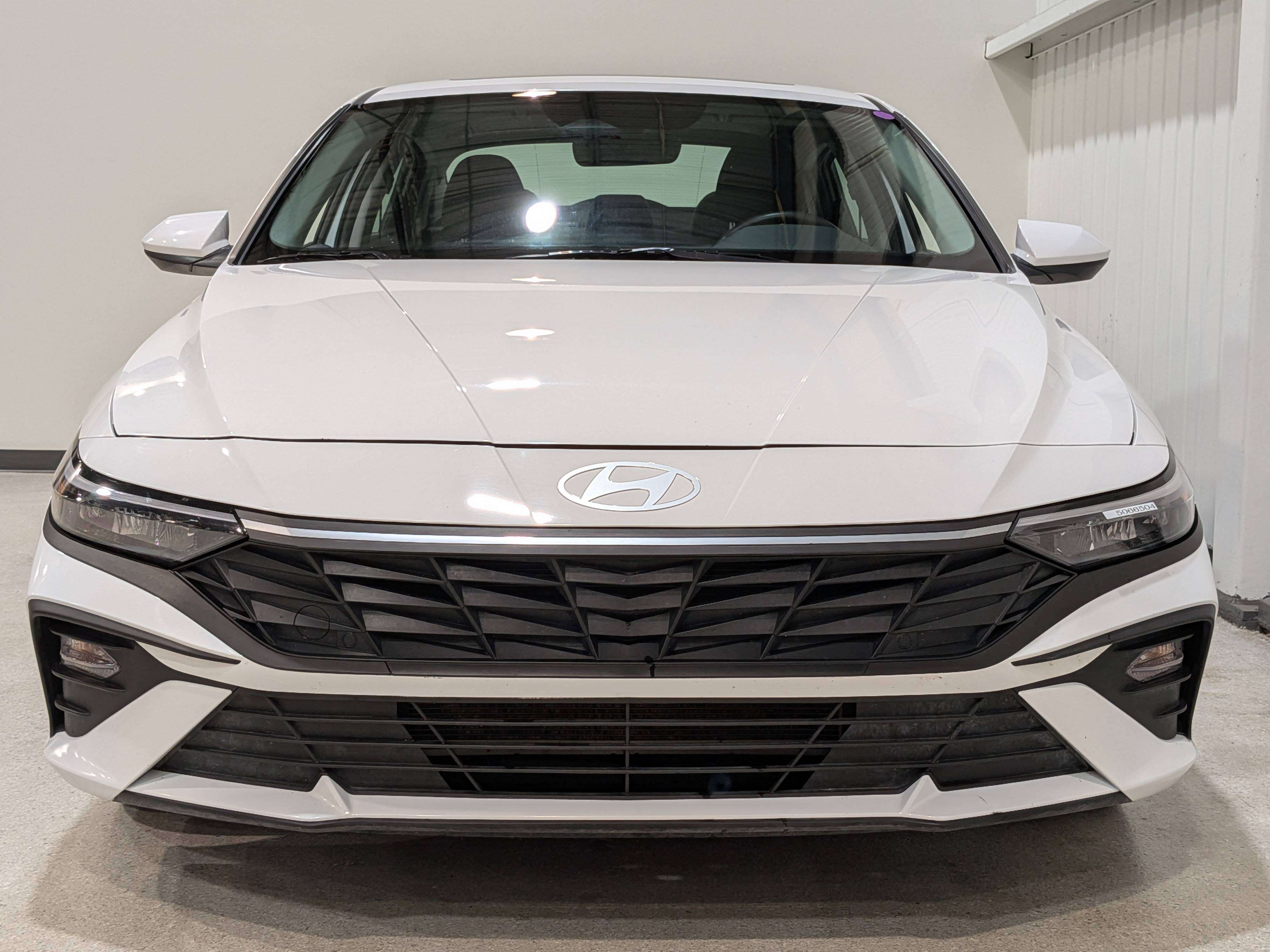Hyundai Elantra 2025