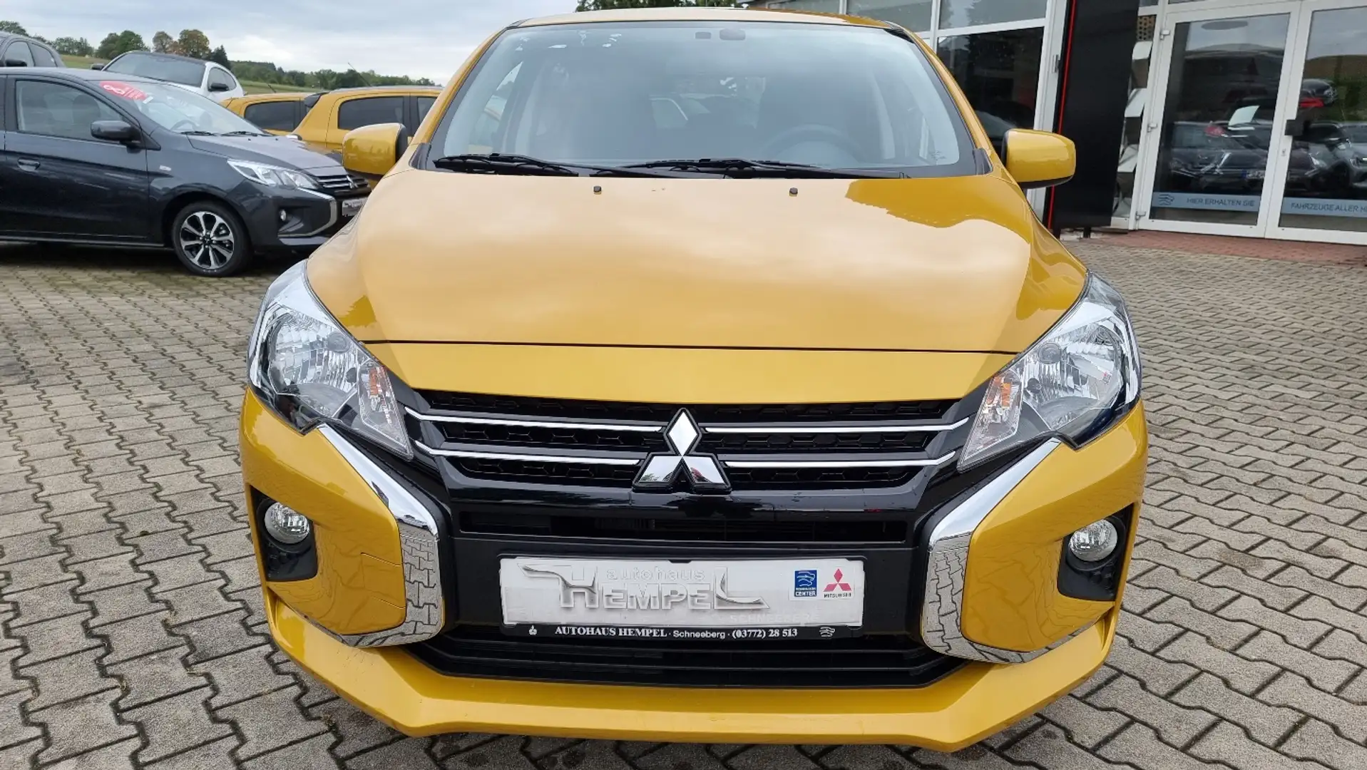 Mitsubishi Space Star Select+ 1.2 MIVEC ClearTec R-Kamera Gelb - 2