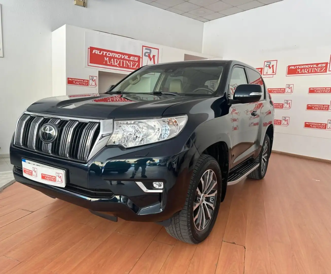 Toyota Land Cruiser D-4D VXL Aut. Modrá - 1