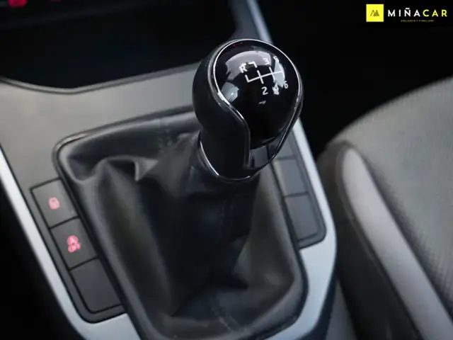 Seat Arona view 8