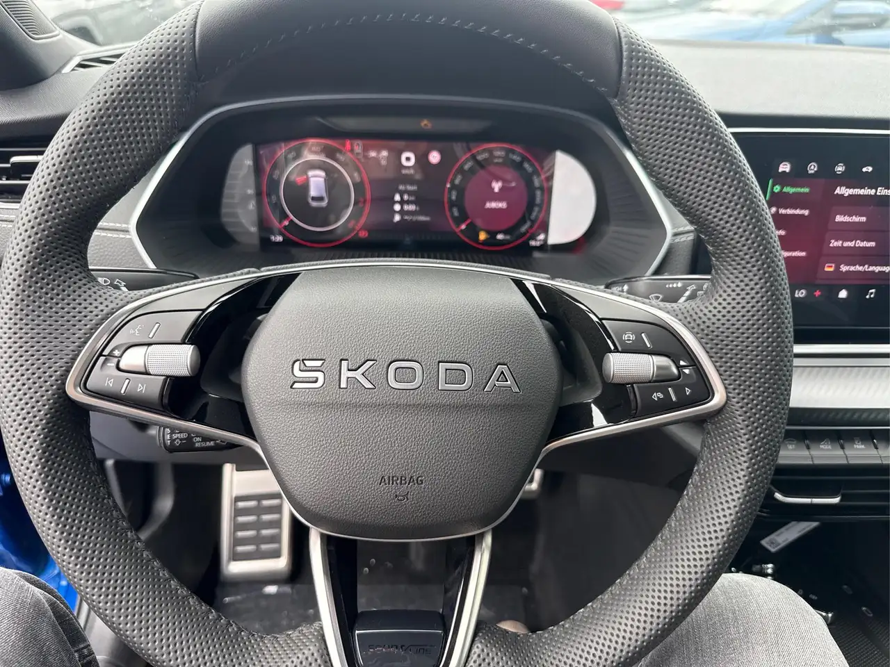 Skoda Octavia 2026 — фото 12