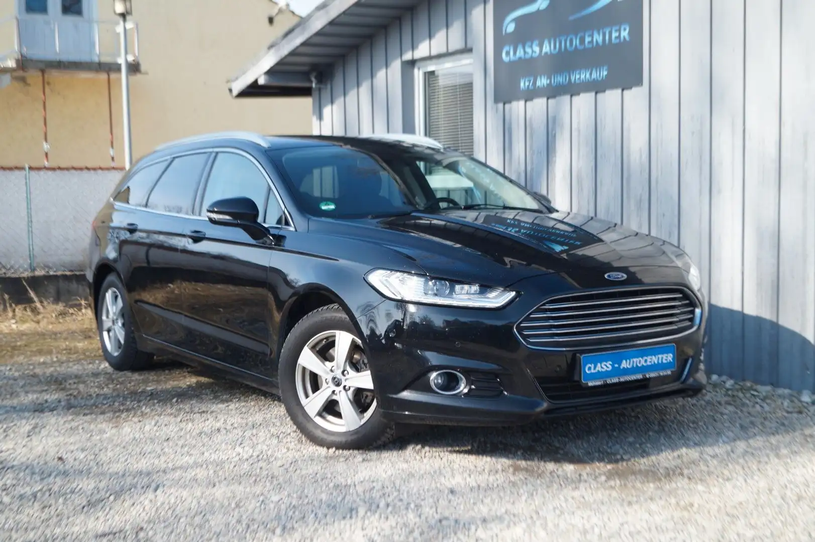 Ford Mondeo Turnier Titanium|ACC|AHK|NAVI| Schwarz - 1