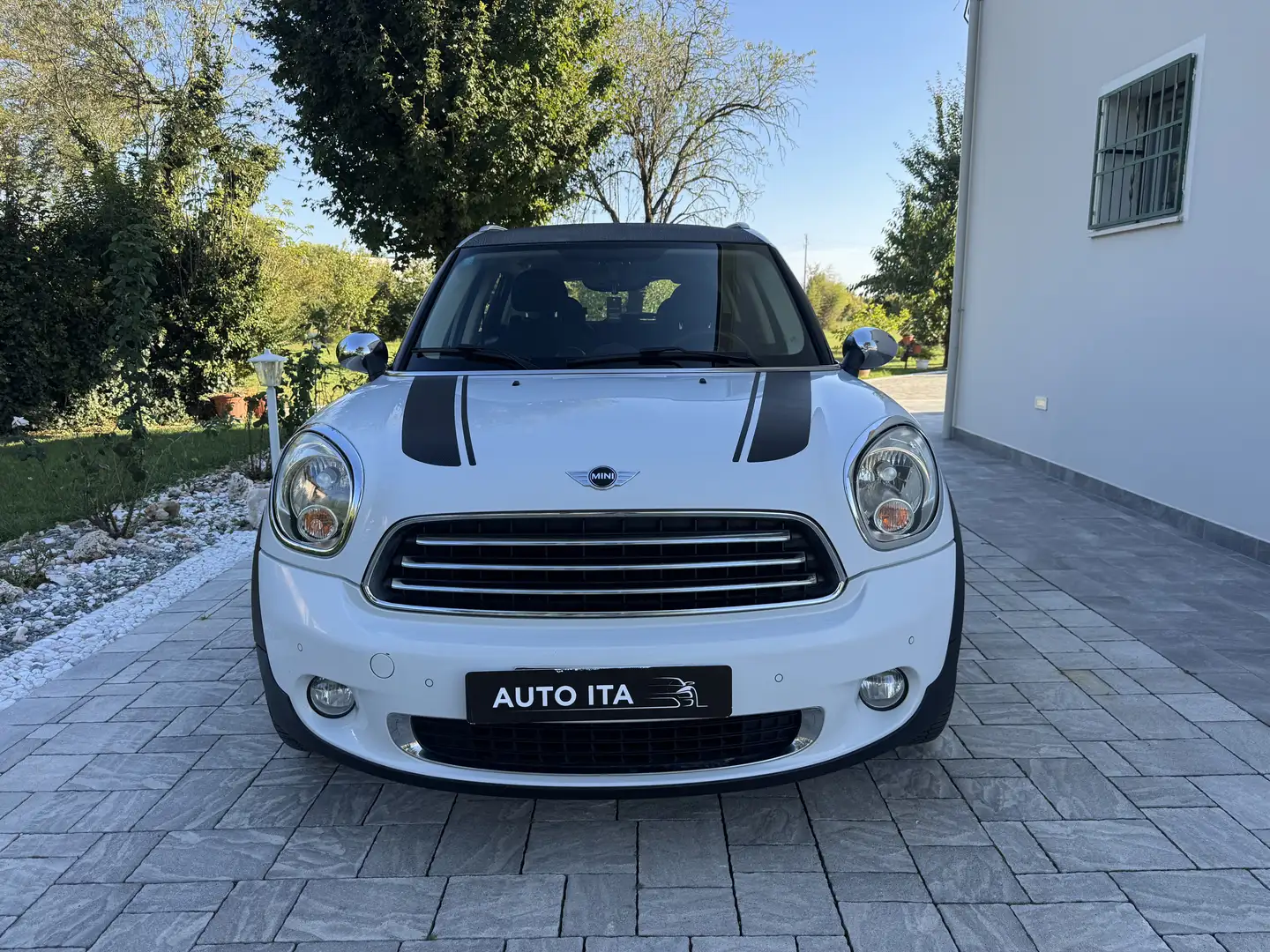 MINI Cooper D Countryman Mini Countryman R60 2.0 auto OK NEOPATENTATI Blanc - 1
