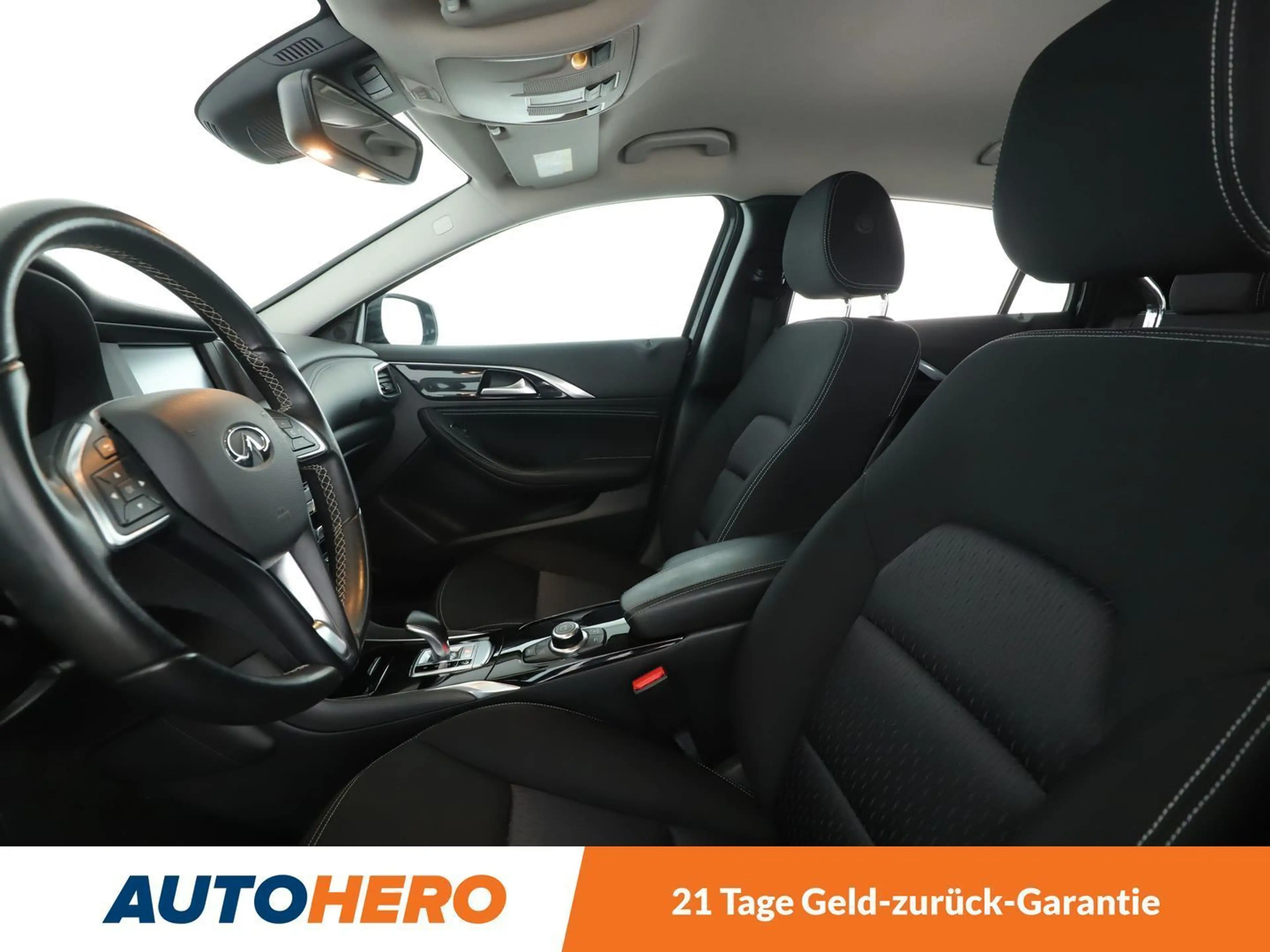 Infiniti Q30 2.2 Diesel Aut.*NAVI*XENON*360*TEMPO* — photo 10