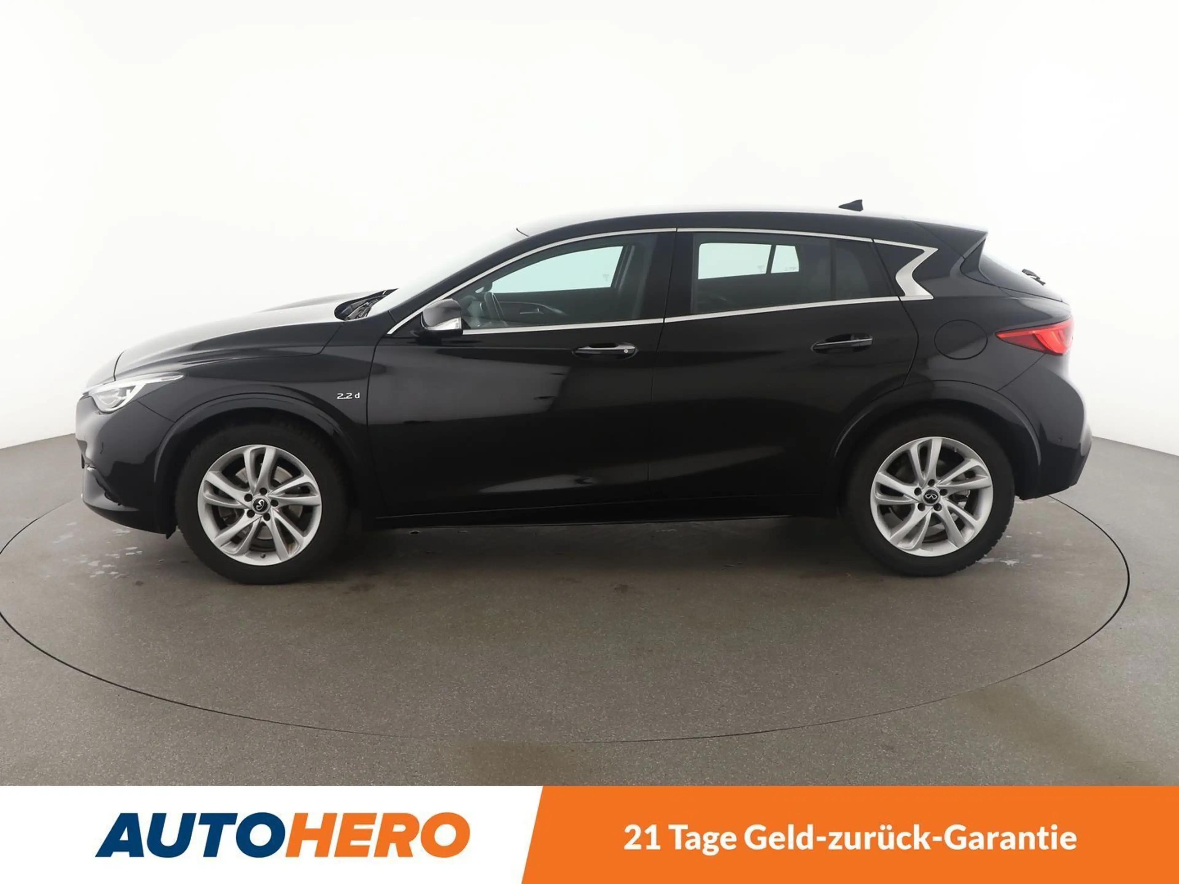 Infiniti Q30 2.2 Diesel Aut.*NAVI*XENON*360*TEMPO* — photo 3