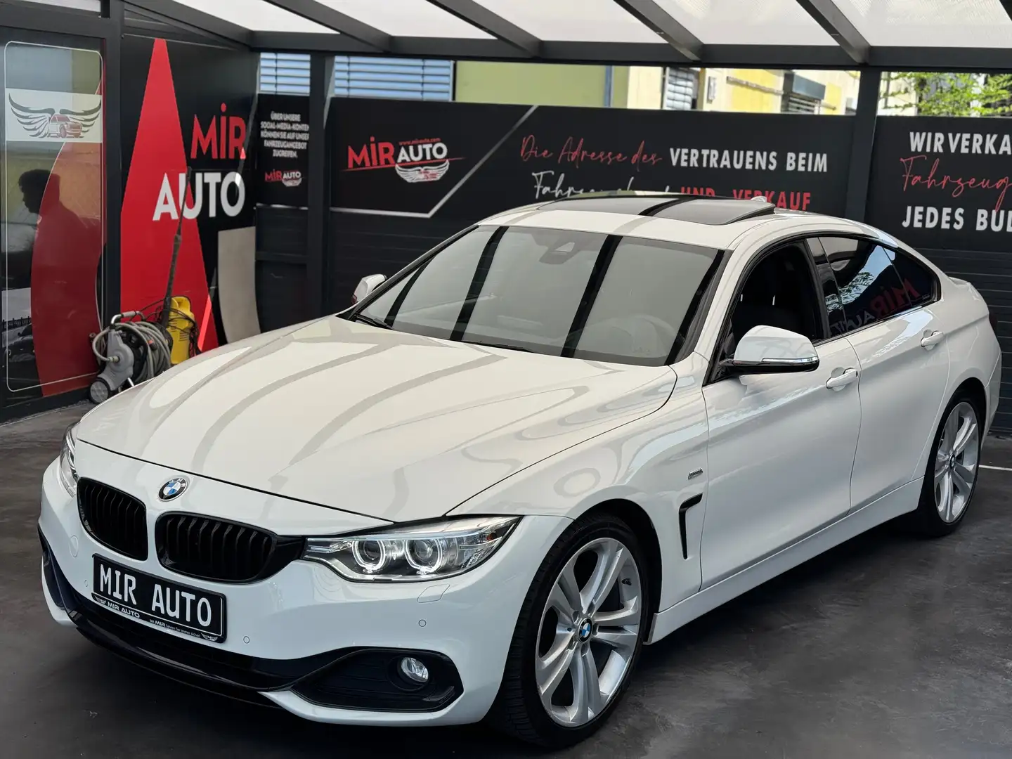 BMW 420 420d Sport-Line/BI-Xenon/Schiebedach Blanc - 2