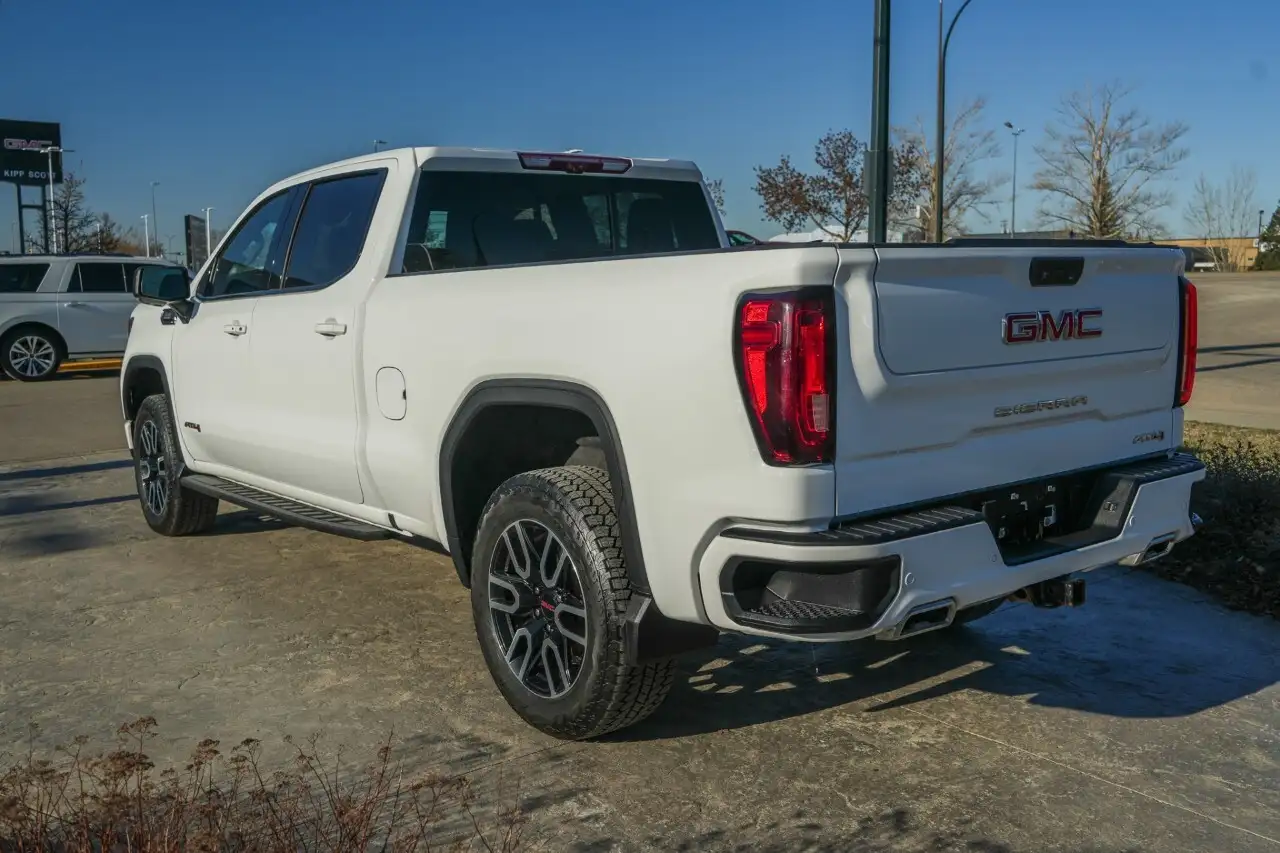 GMC Sierra 1500 снимка GMC Sierra 1500