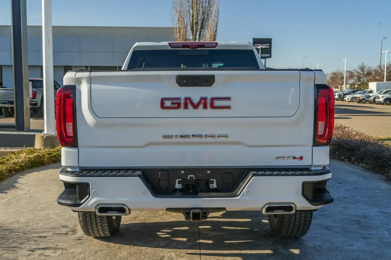 GMC Sierra 1500 снимка GMC Sierra 1500