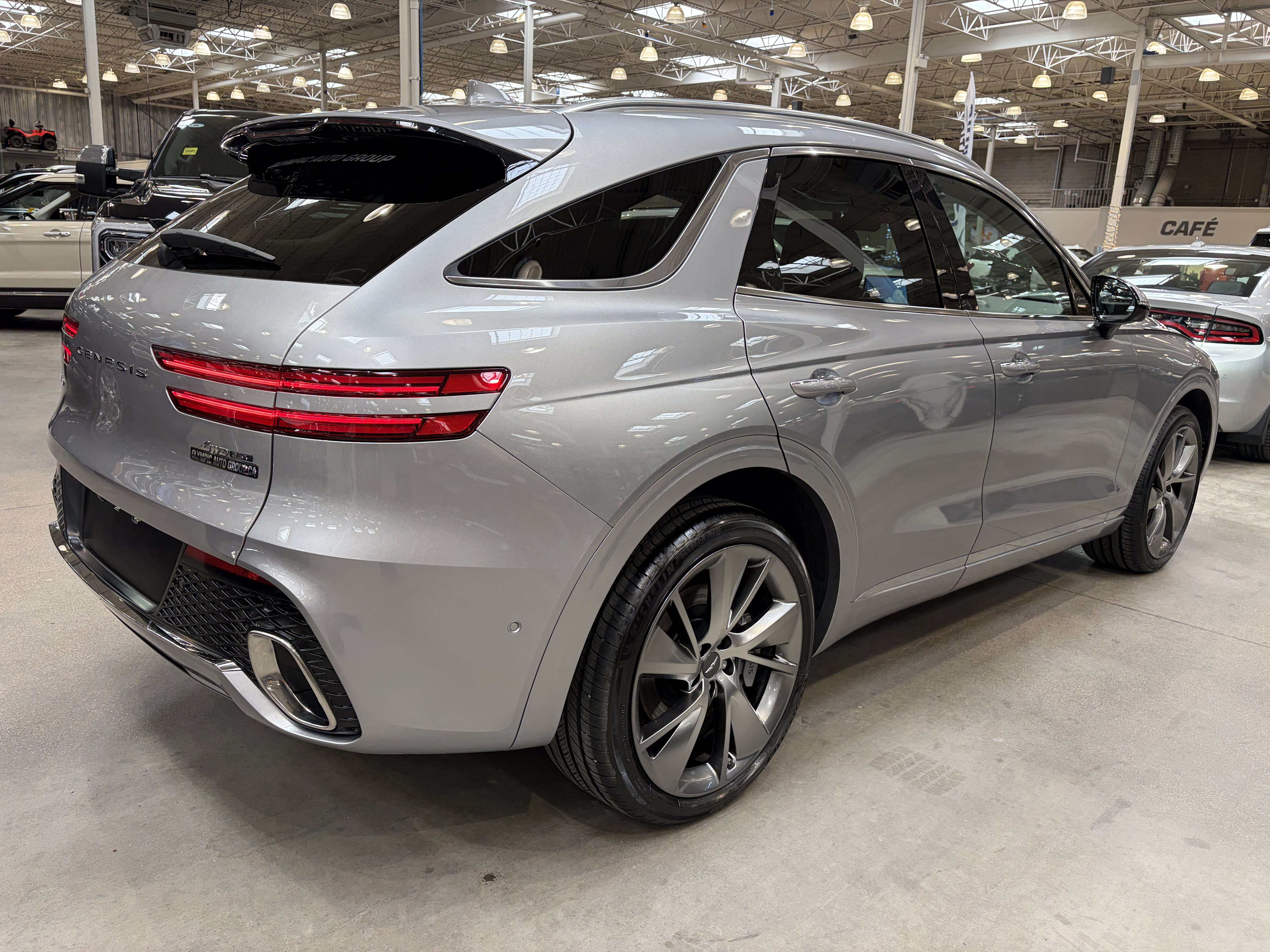 2025 Genesis GV70