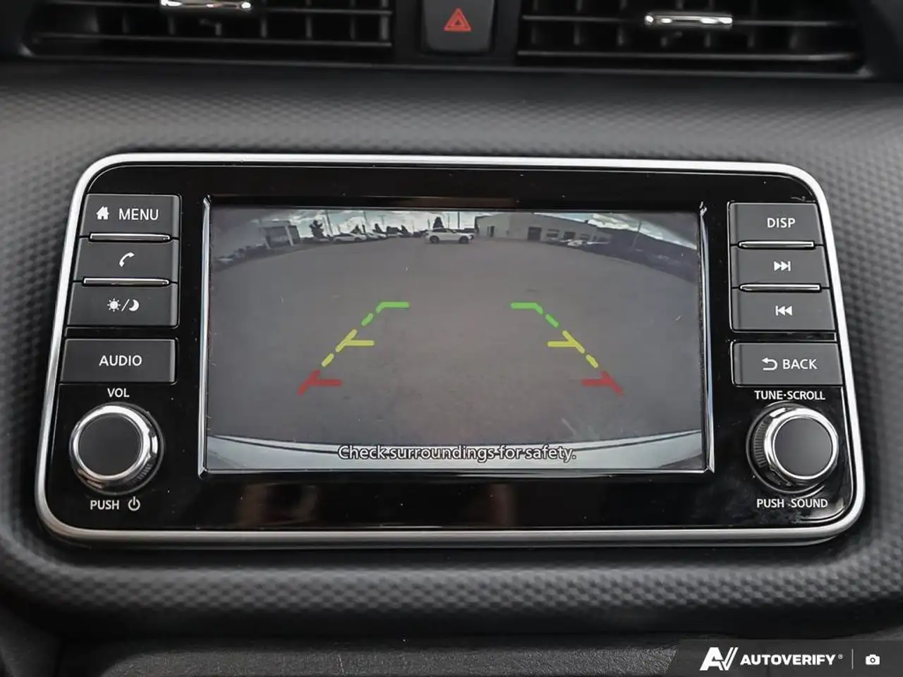 Nissan Kicks photo Nissan Kicks