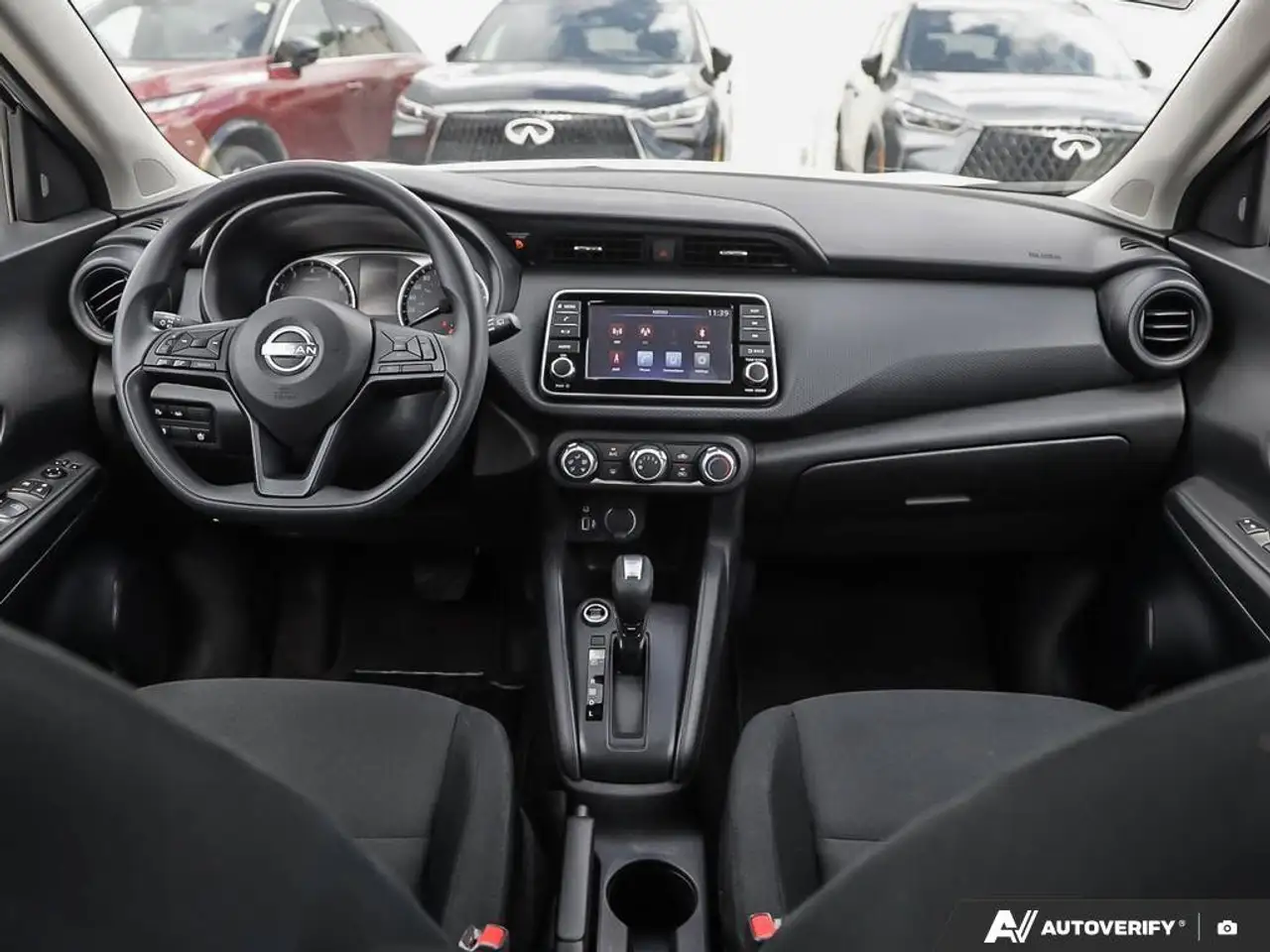 Nissan Kicks photo Nissan Kicks