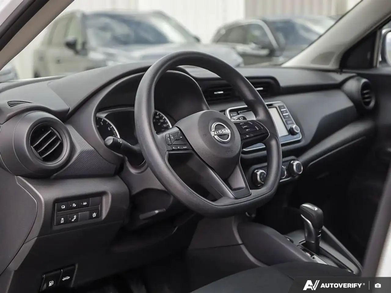 Nissan Kicks photo Nissan Kicks