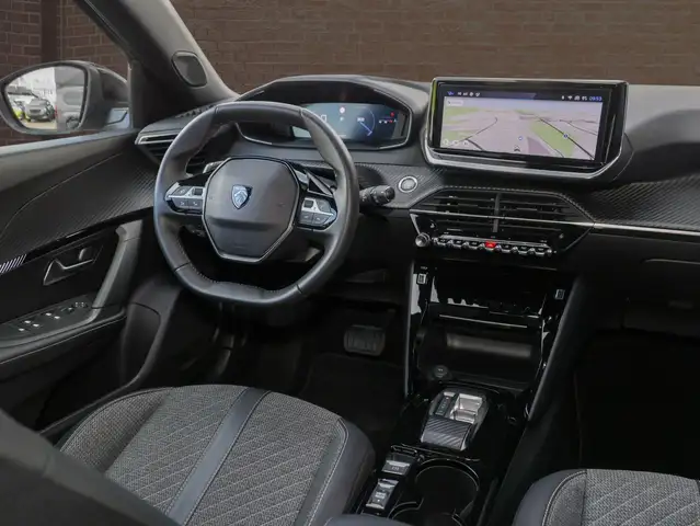 Peugeot 2008 view 13