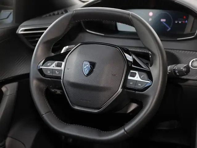 Peugeot 2008 view 15