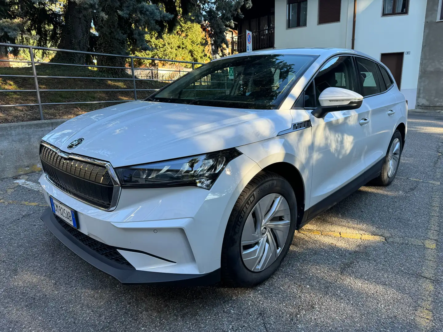 Skoda Enyaq Enyaq iV 50 - 12/2022, 12.000Km - DC 100 KW Blanc - 1