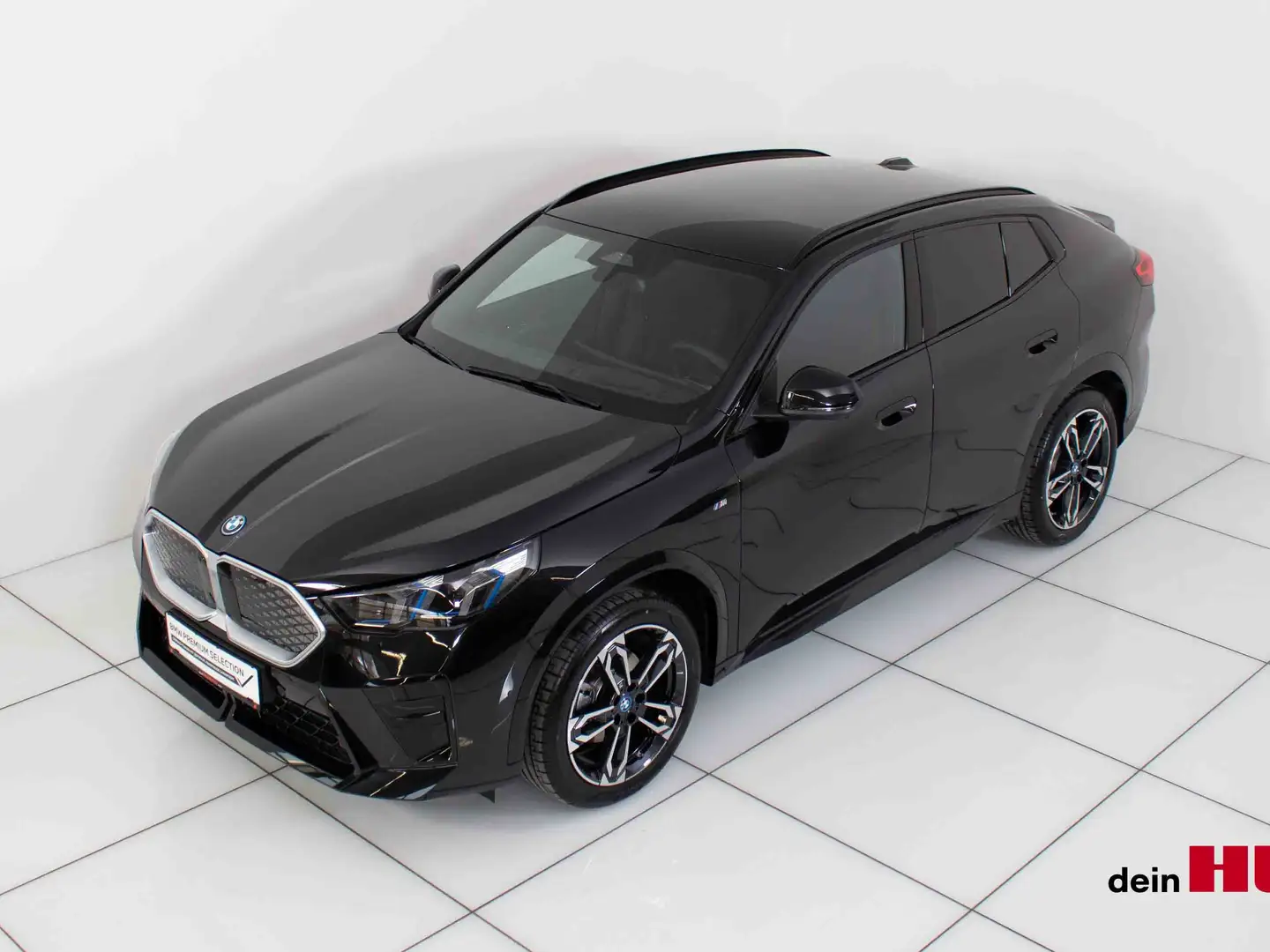 BMW iX2 eDrive20 64,8kWh Schwarz - 2